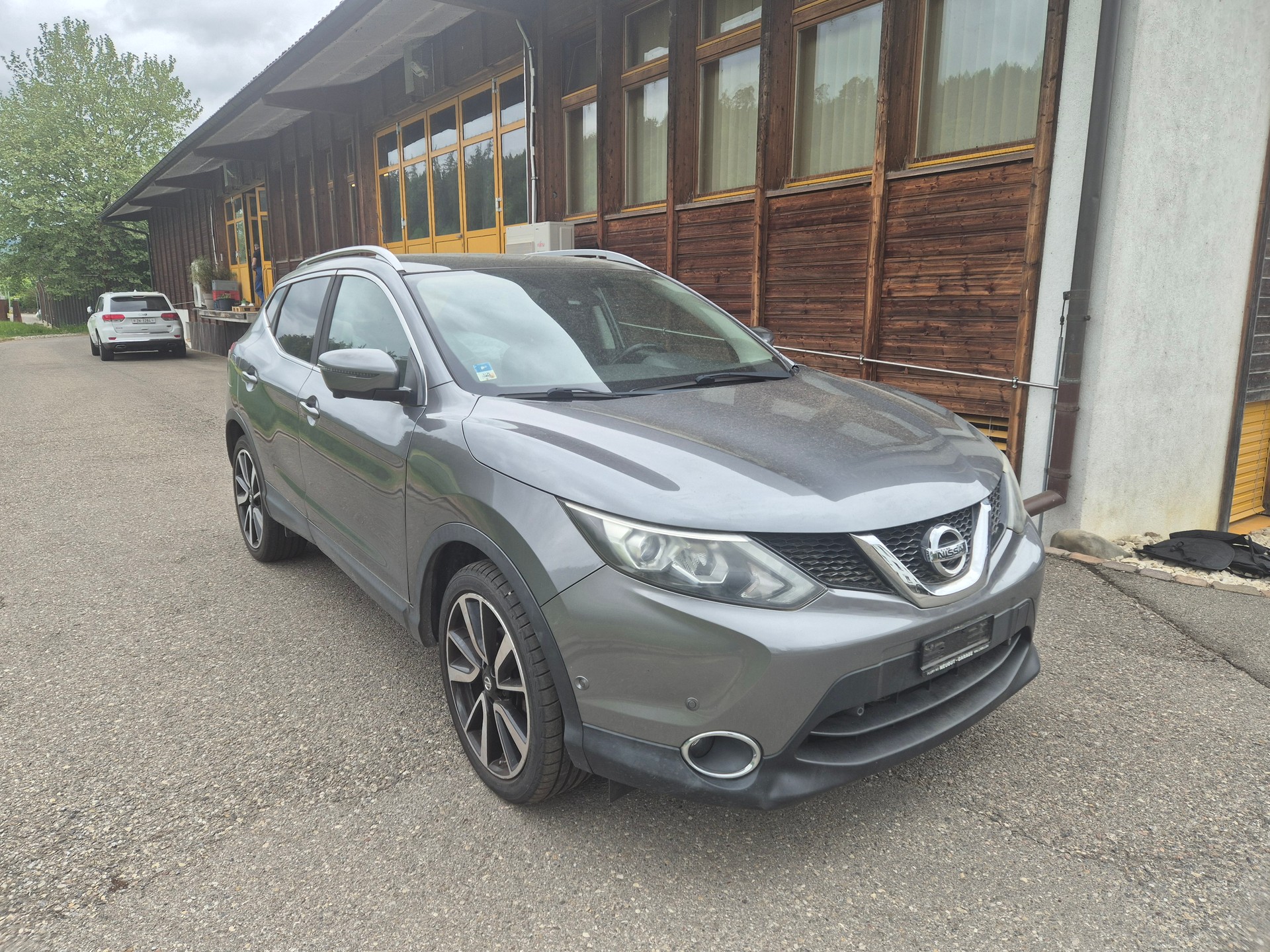 NISSAN Qashqai 1.6 dCi 360° Xtronic CVT-image-0