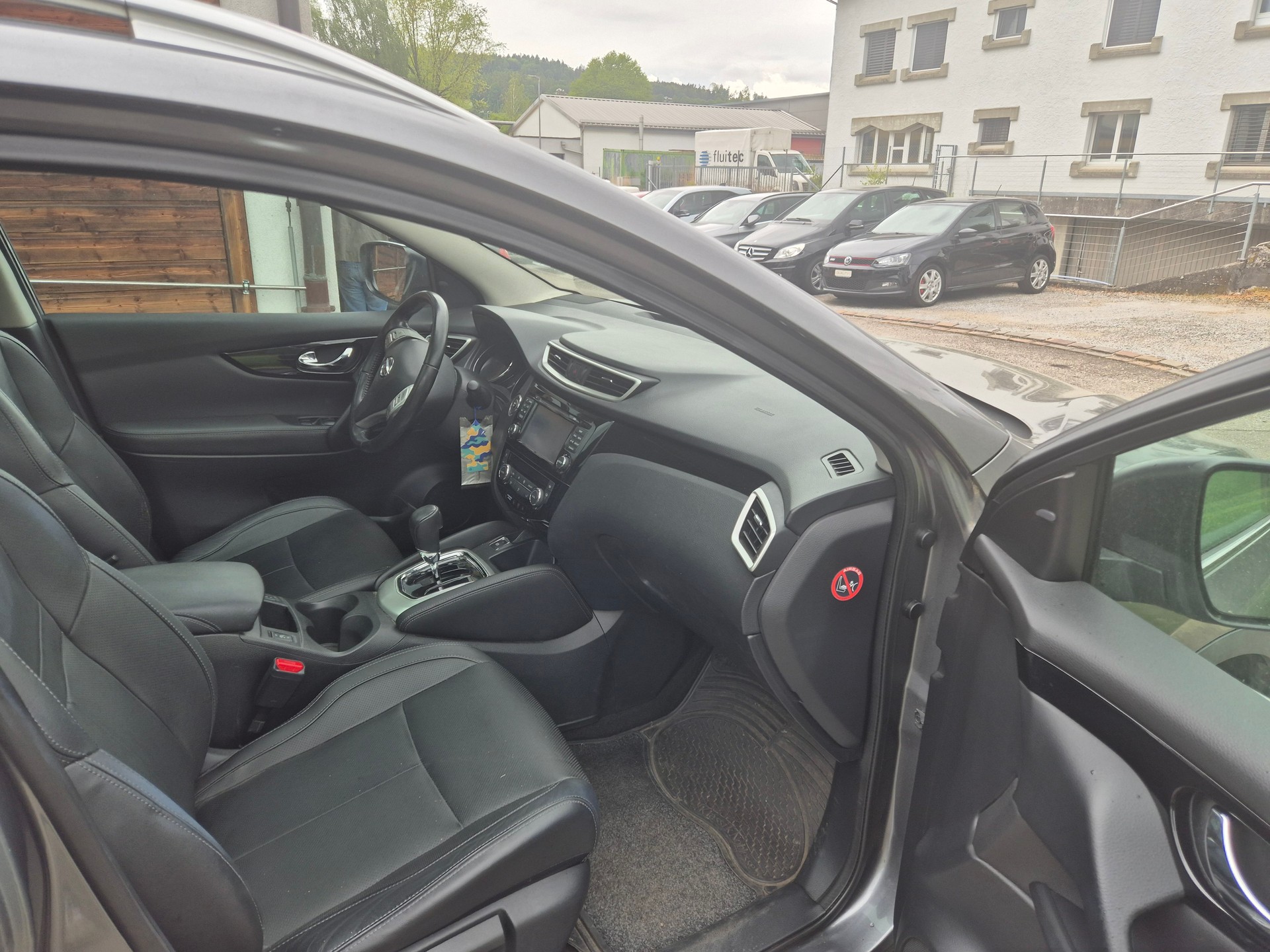 NISSAN Qashqai 1.6 dCi 360° Xtronic CVT-image-5