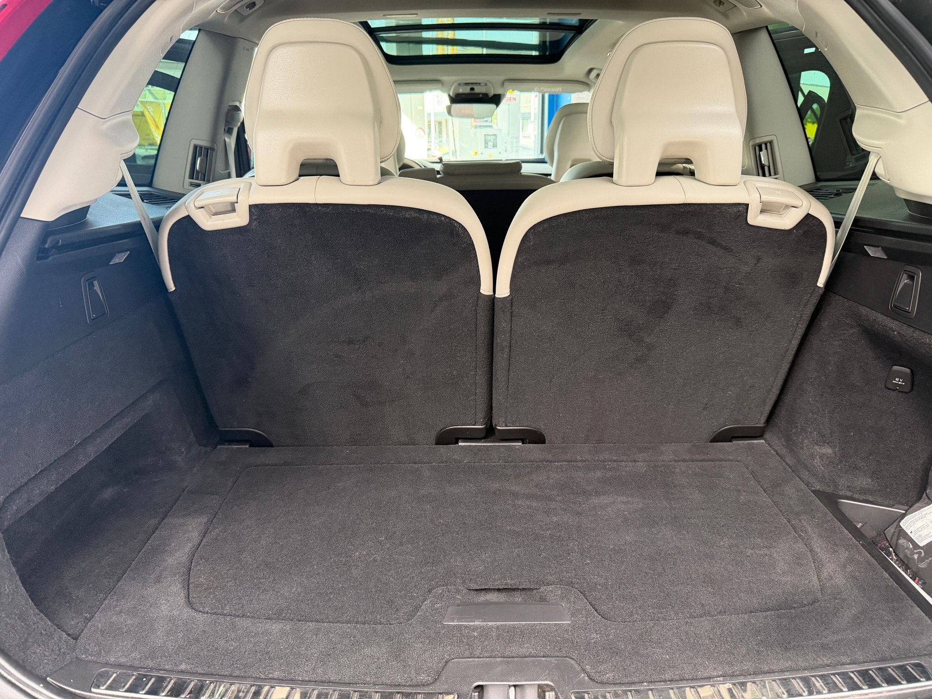VOLVO XC90 T8 eAWD Inscription 7Plätze. eAWD-image-29