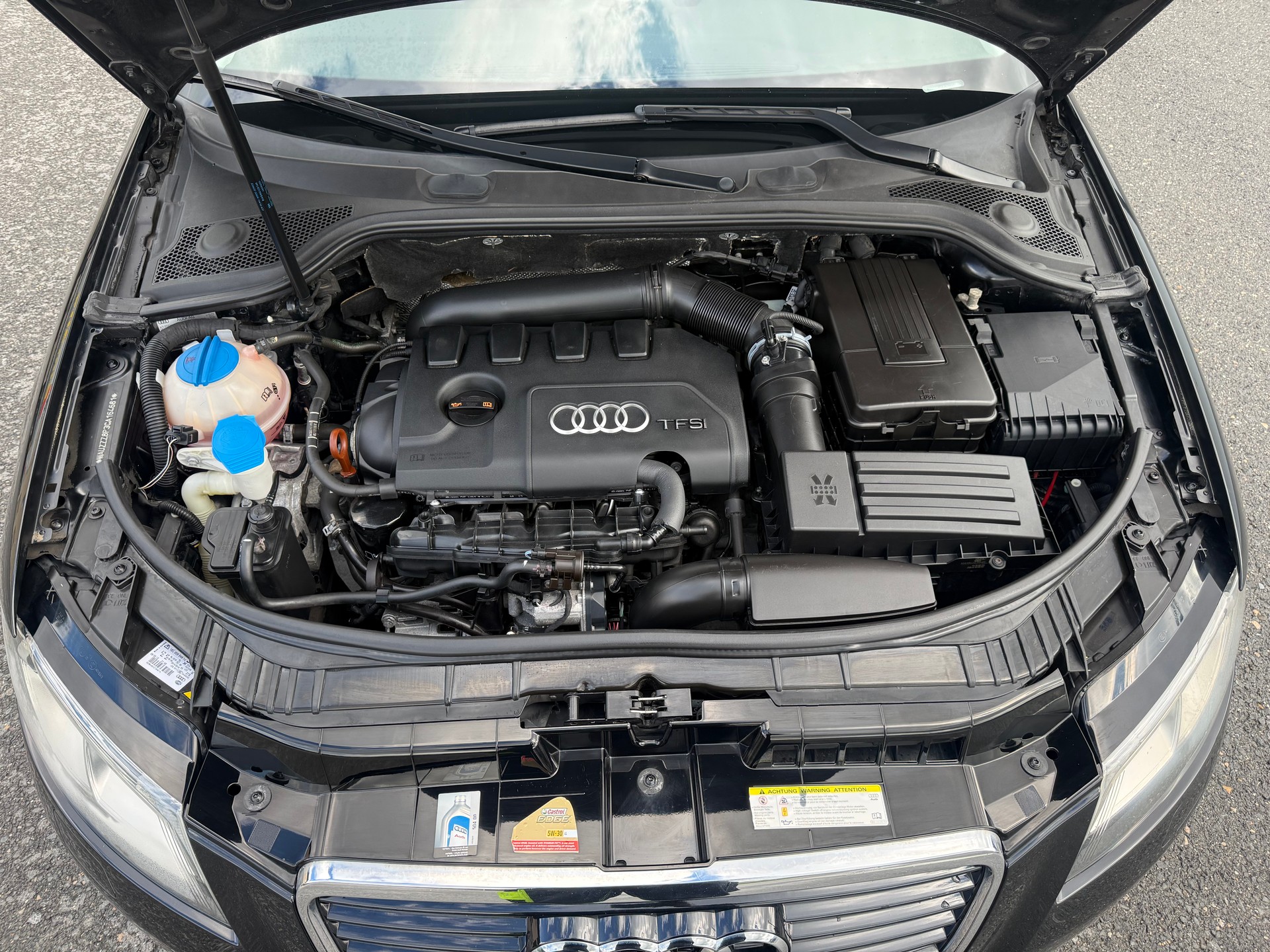 AUDI A3 Sportback 1.8 TFSI Attraction S-tronic-image-10