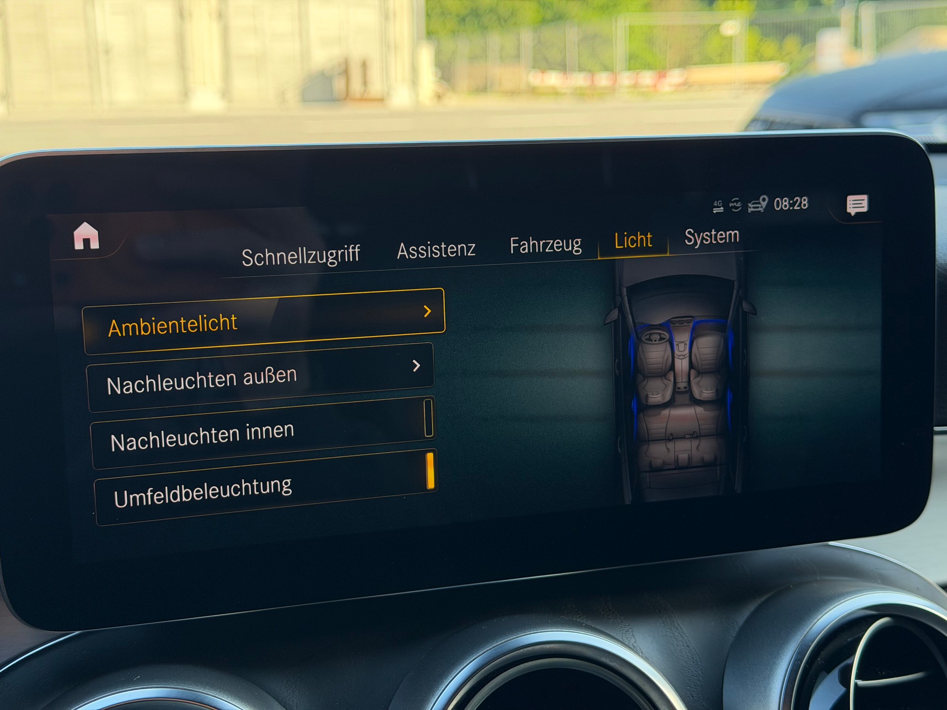 MERCEDES-BENZ GLC 300 d AMG Line 4Matic 9G-Tronic-image-23