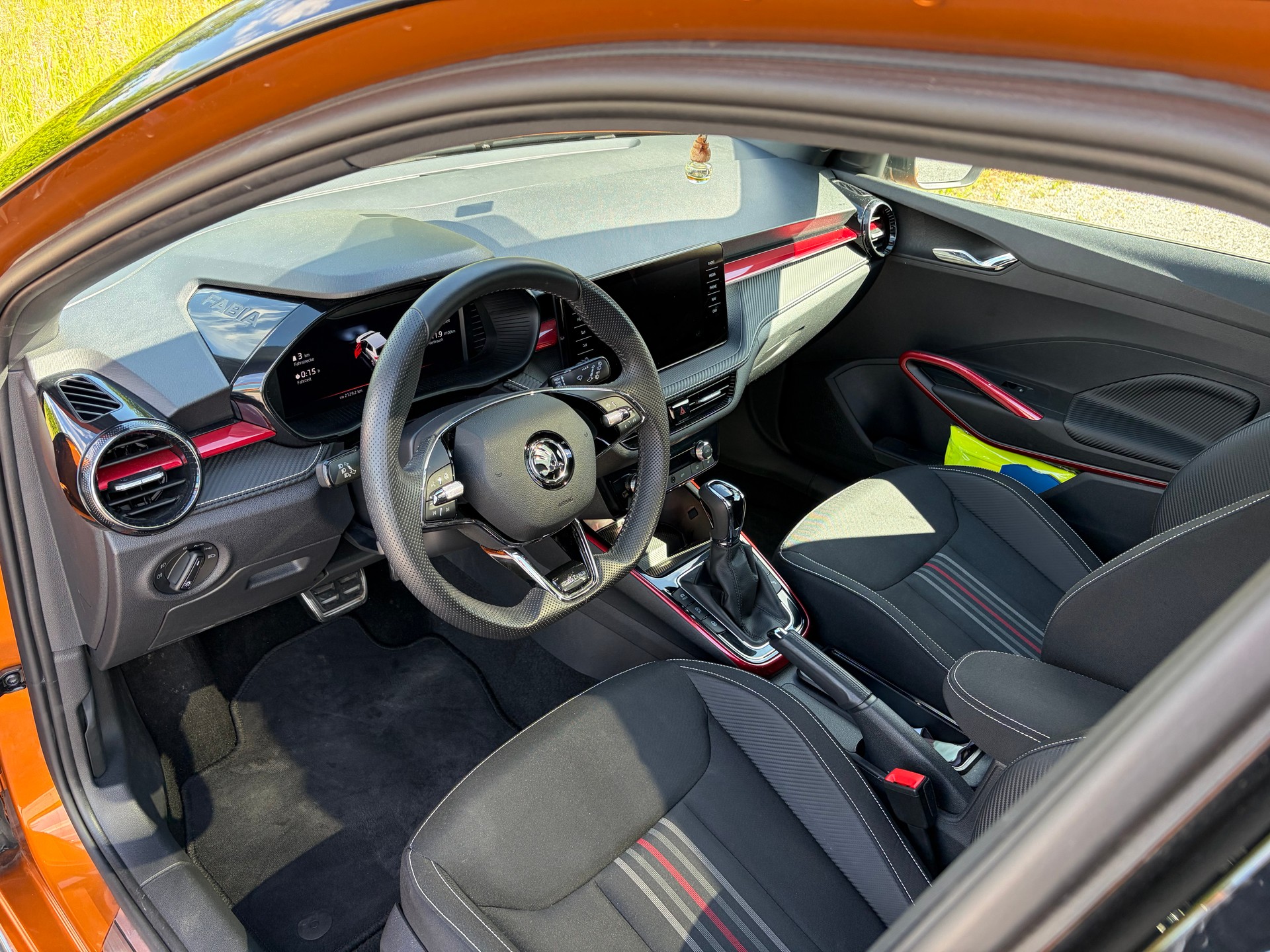 SKODA 1.5 TSI Monte Carlo DSG-image-4