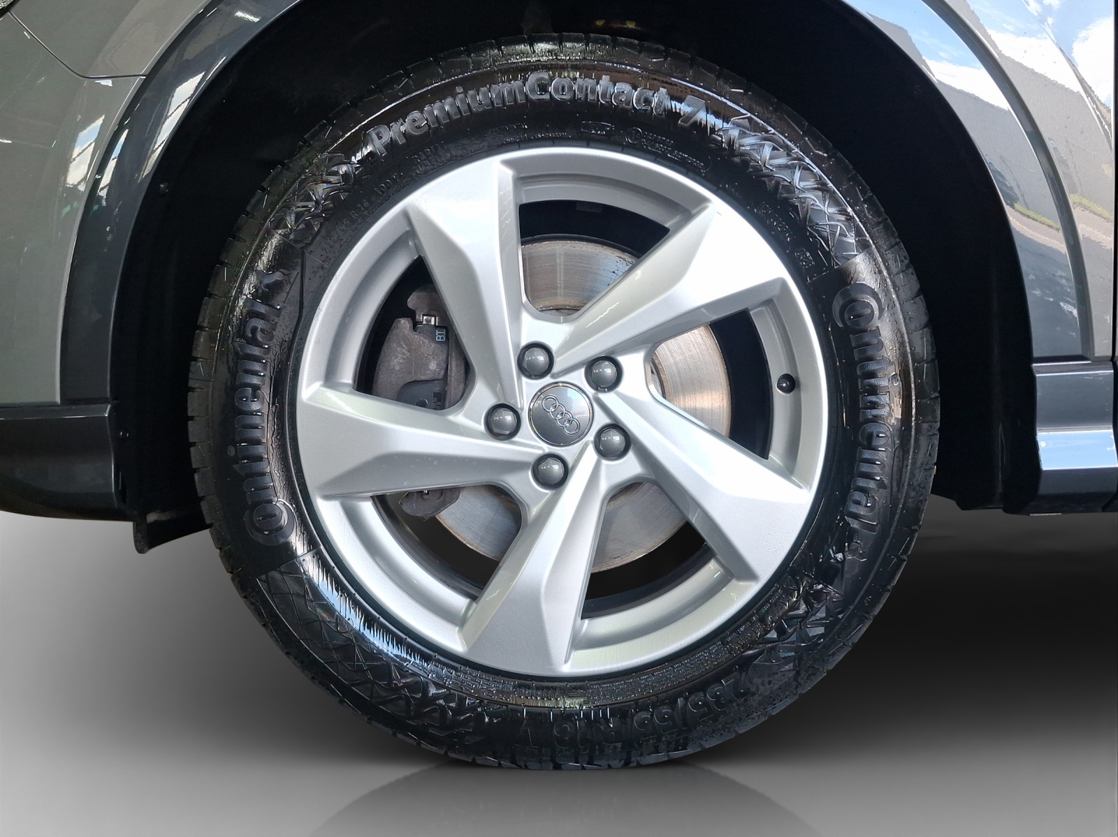 AUDI Q3 40 TFSI advanced quattro S-tronic-image-14