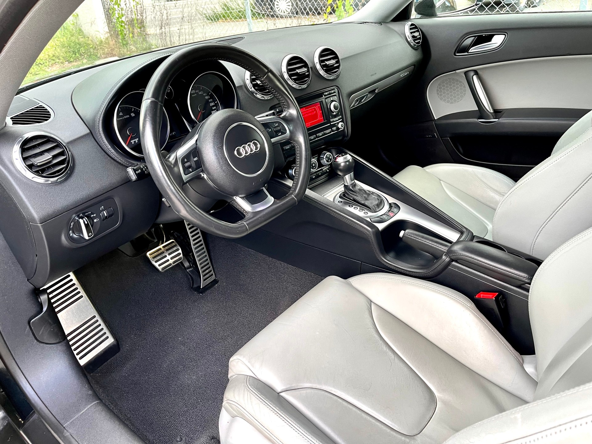 AUDI TT Coupé 2.0 TFSI quattro S-tronic-image-7