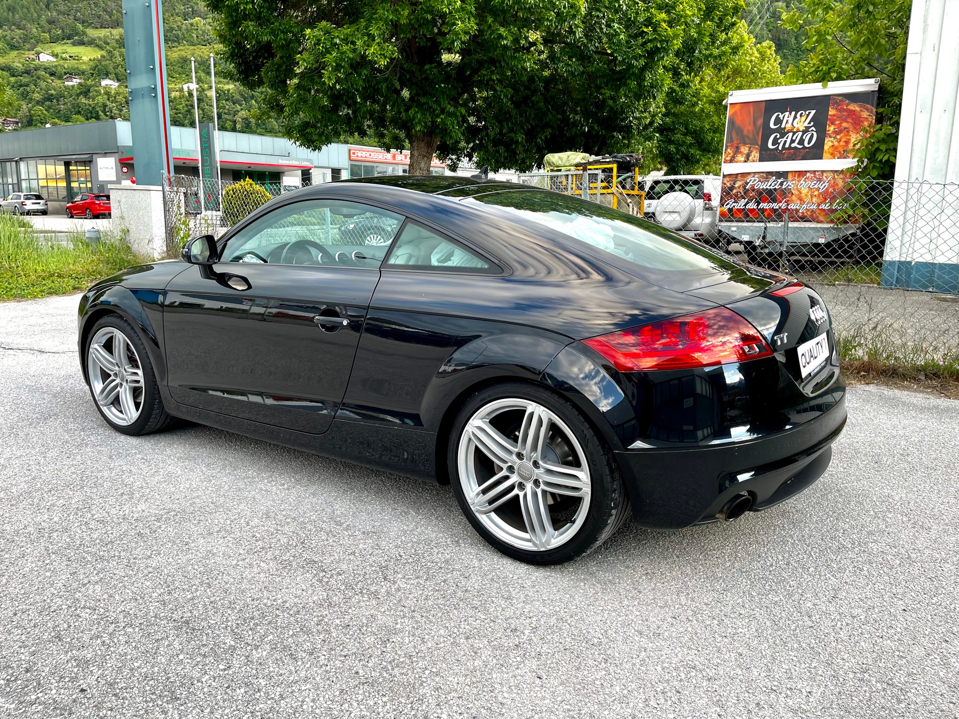 AUDI TT Coupé 2.0 TFSI quattro S-tronic-image-2
