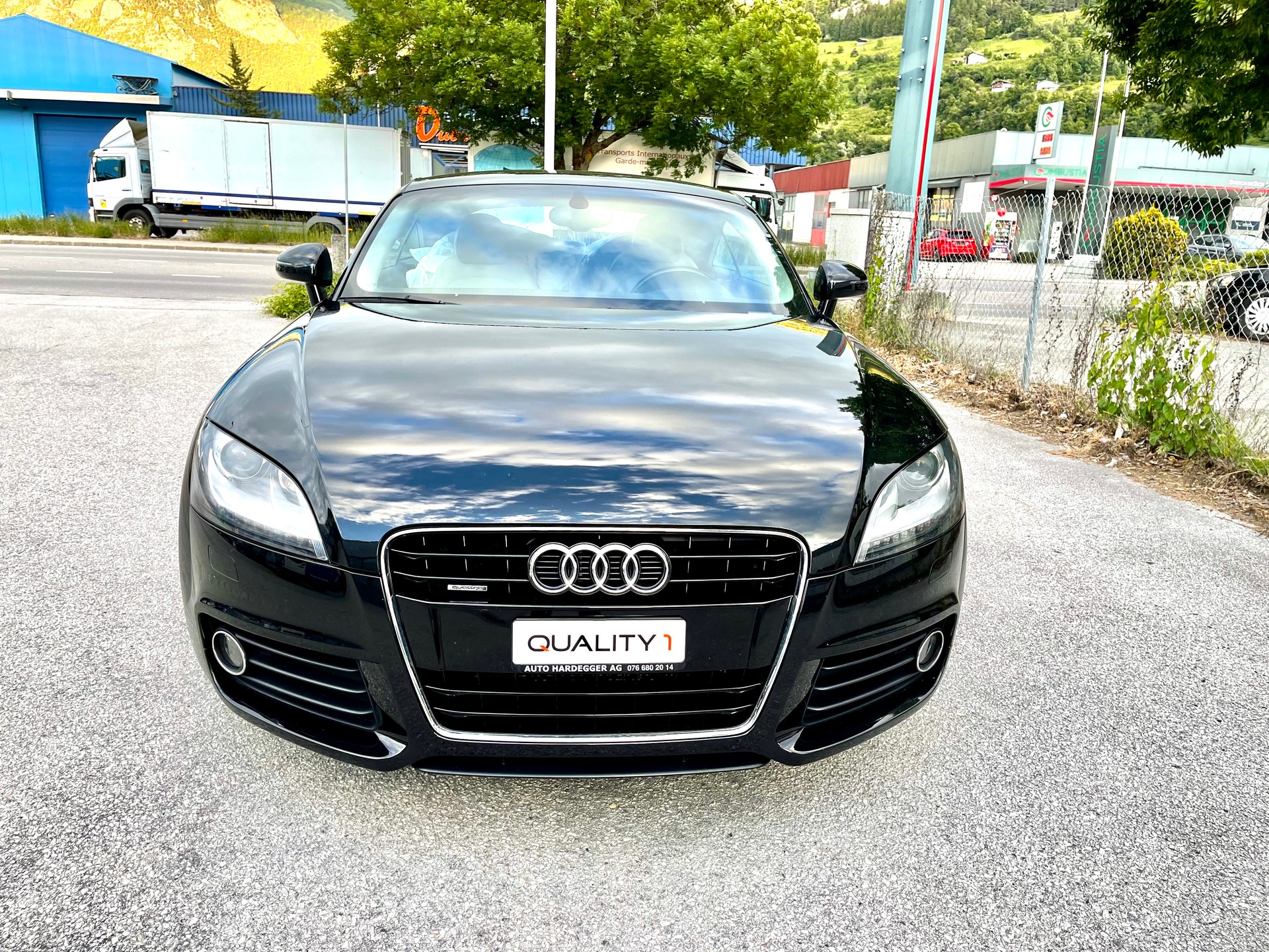 AUDI TT Coupé 2.0 TFSI quattro S-tronic-image-9