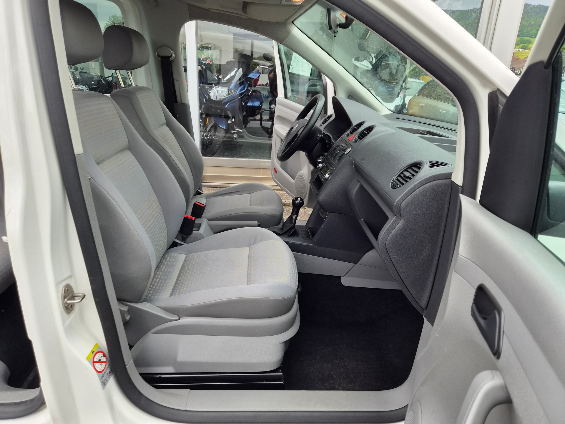VW Caddy 2.0 EcoFuel-image-8