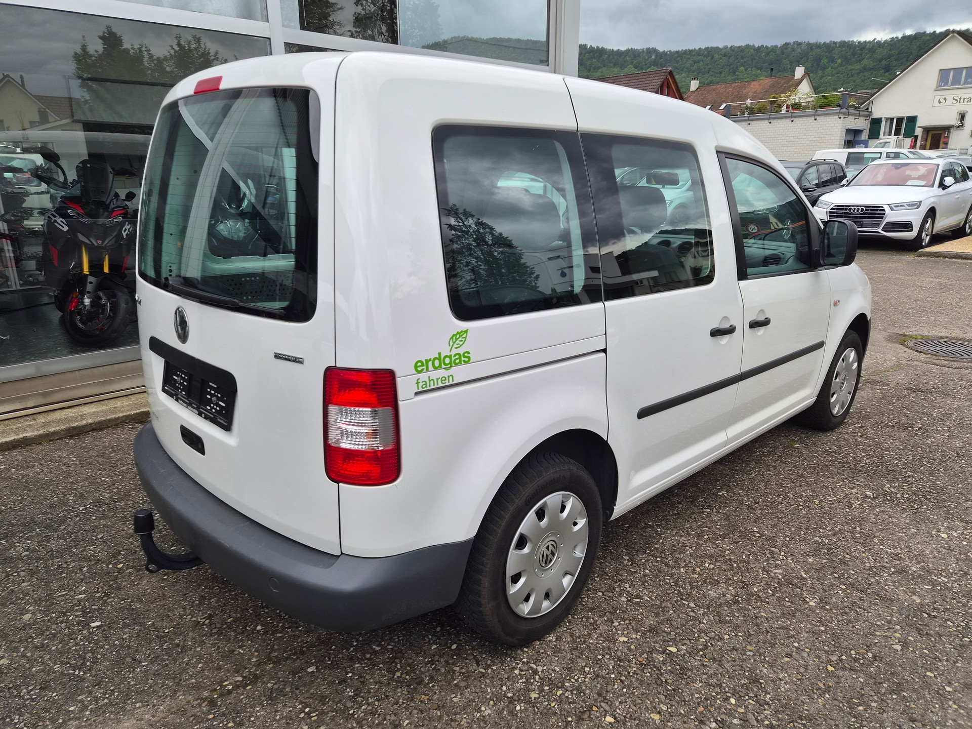 VW Caddy 2.0 EcoFuel-image-5