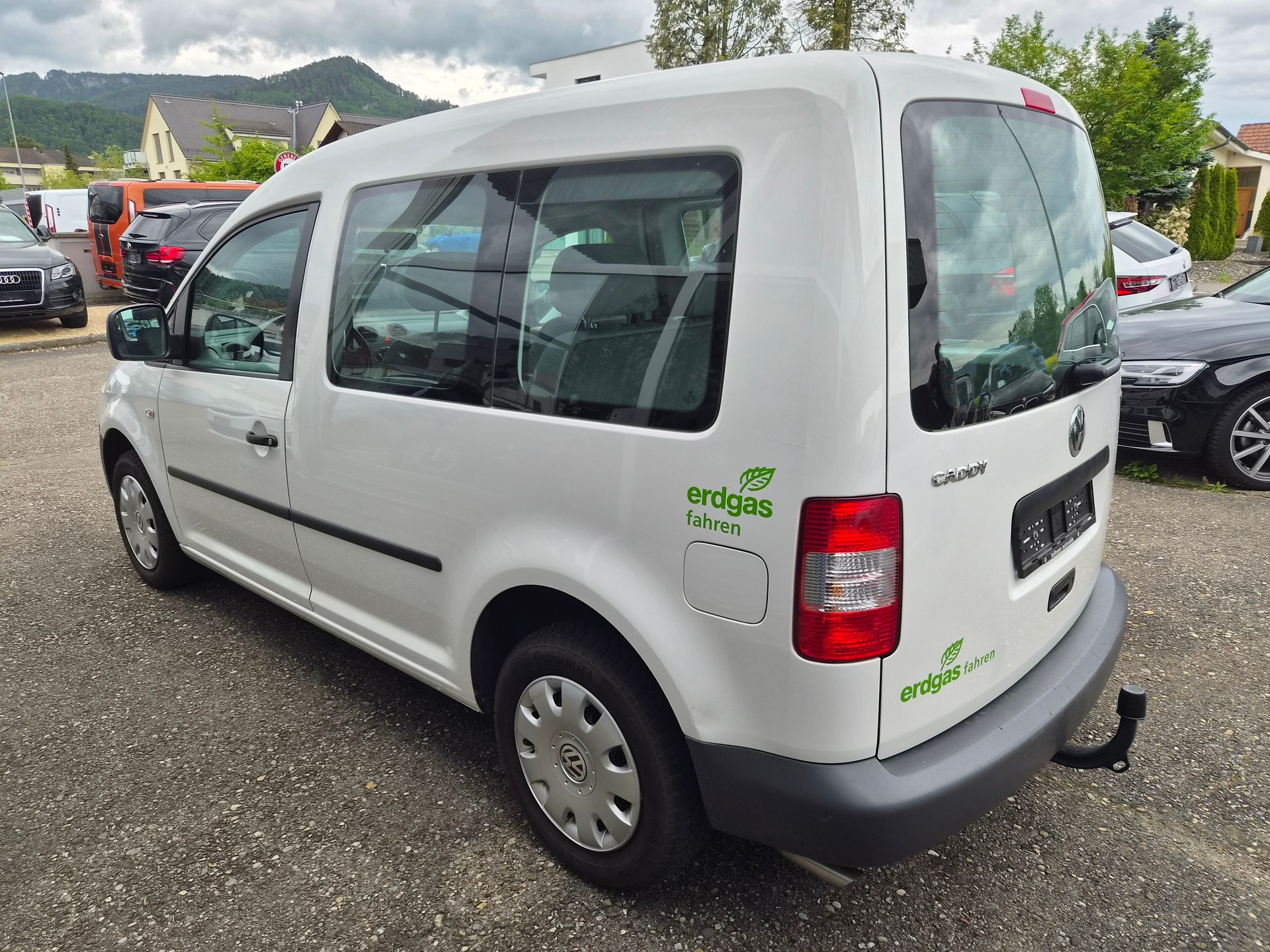 VW Caddy 2.0 EcoFuel-image-3