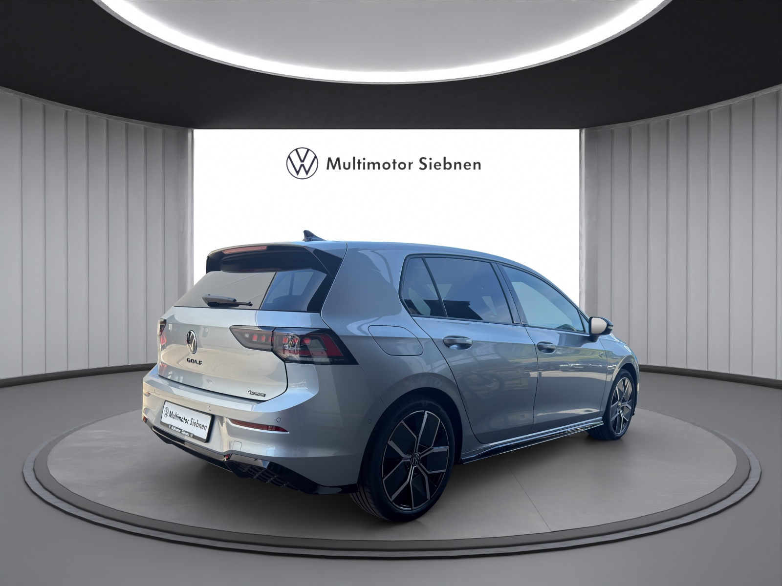VW Golf 2.0 TSI R-Line DSG 4 Motion-image-4