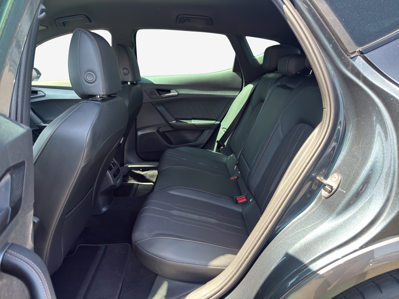 CUPRA Formentor 1.5 TSI Inicio DSG-image-11