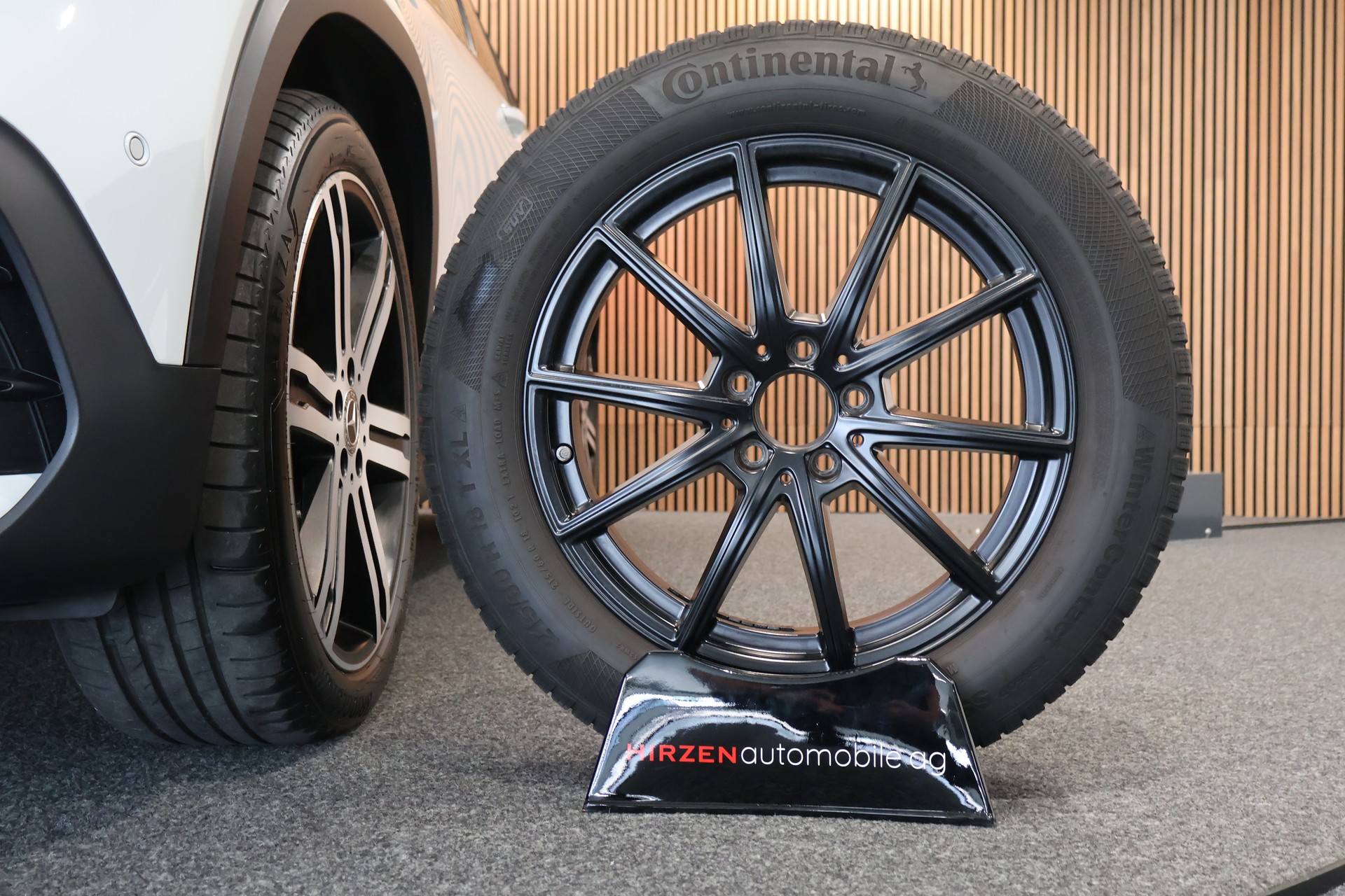 MERCEDES-BENZ GLB 220 d 4Matic AMG Line 8G-Tronic-image-29