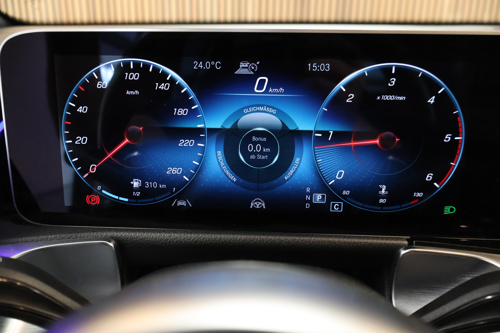 MERCEDES-BENZ GLB 220 d 4Matic AMG Line 8G-Tronic-image-25