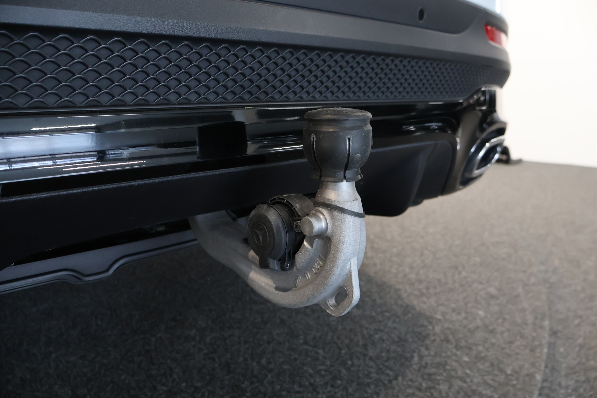 MERCEDES-BENZ GLB 220 d 4Matic AMG Line 8G-Tronic-image-15
