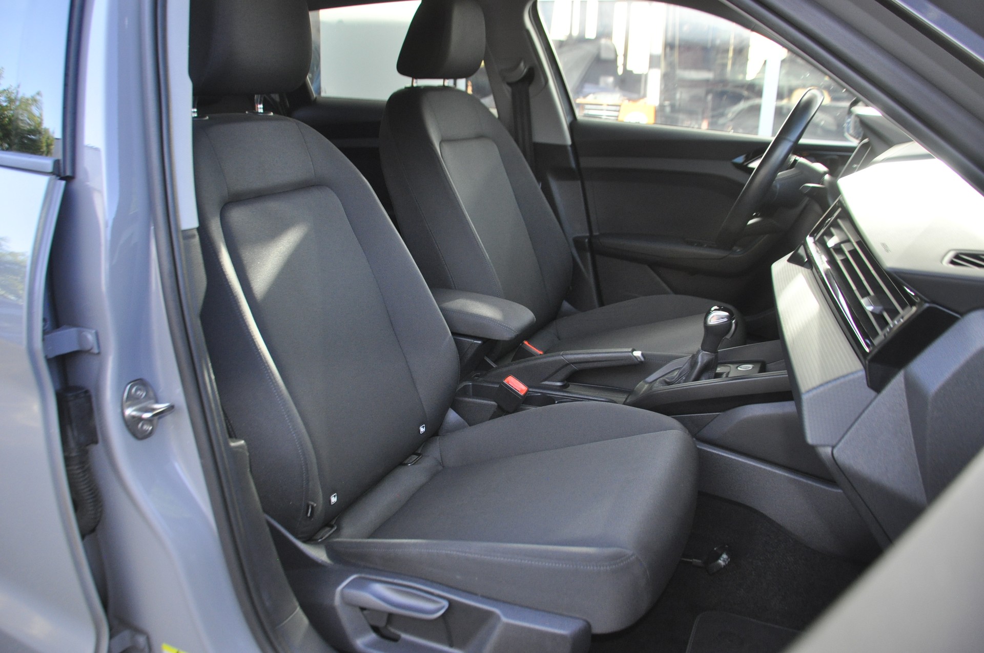 AUDI A1 Sportback 30 TFSI S Line S-tronic-image-7