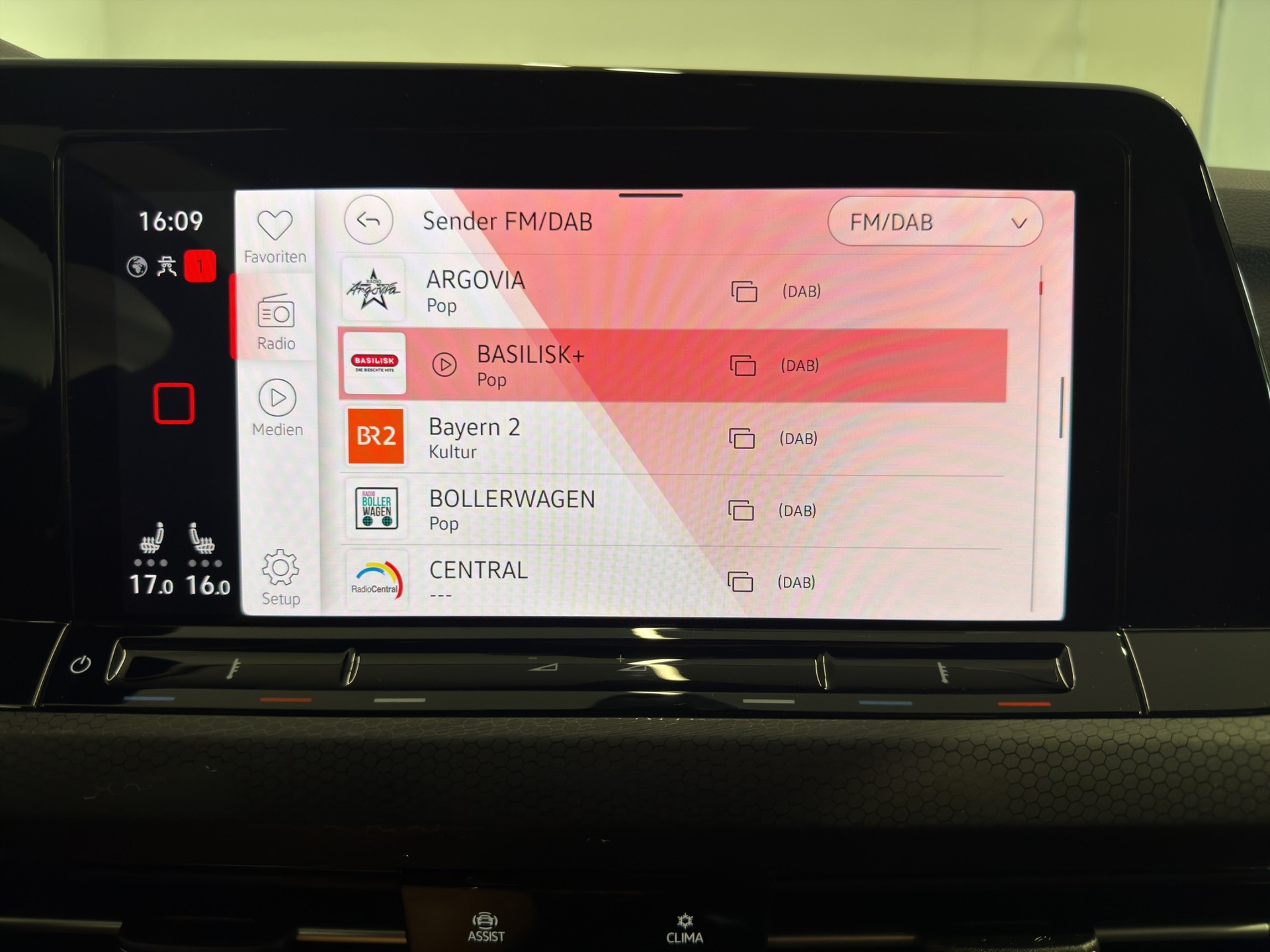 VW Golf 2.0 TSI GTI DSG-image-17
