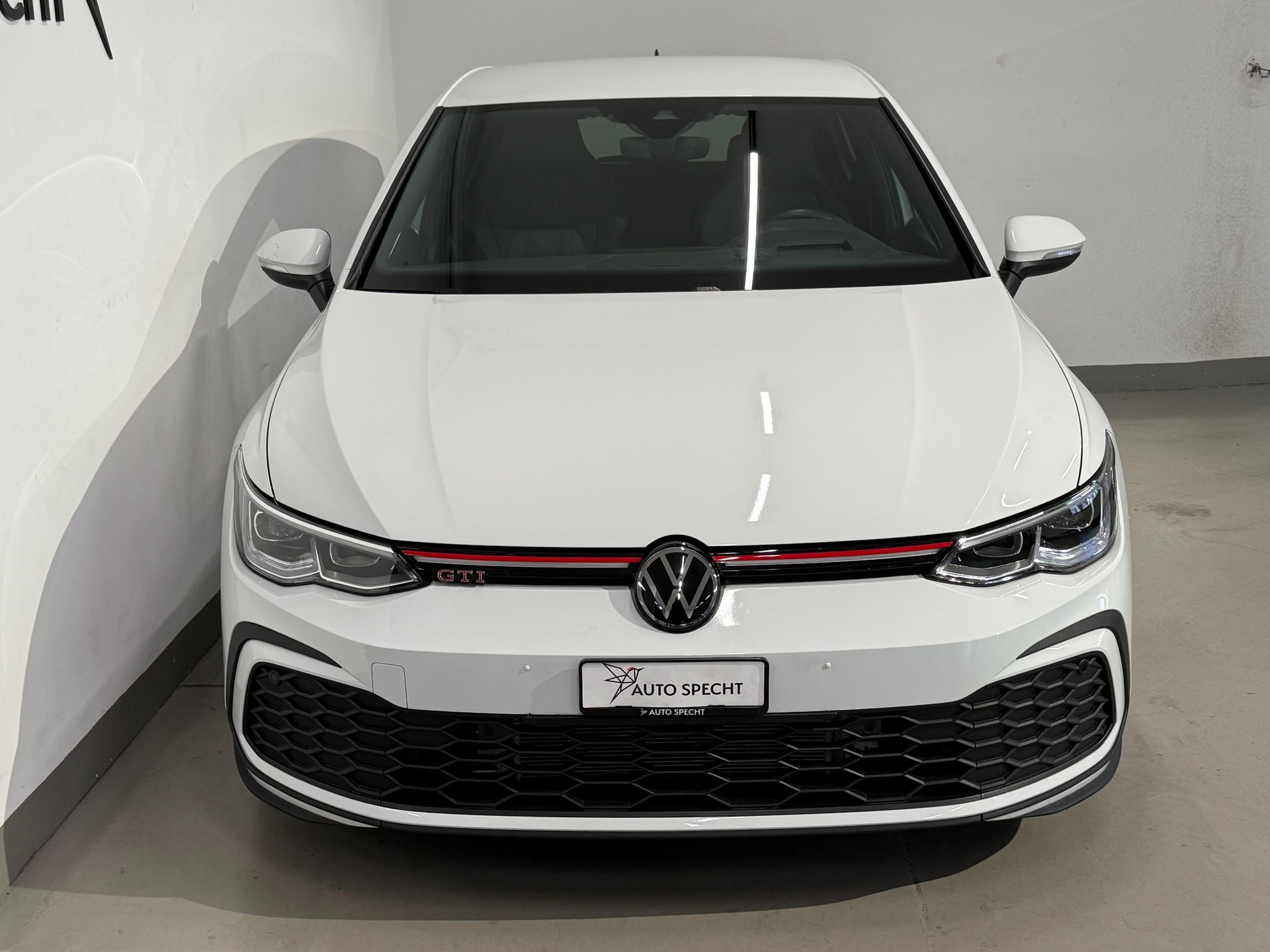 VW Golf 2.0 TSI GTI DSG-image-2