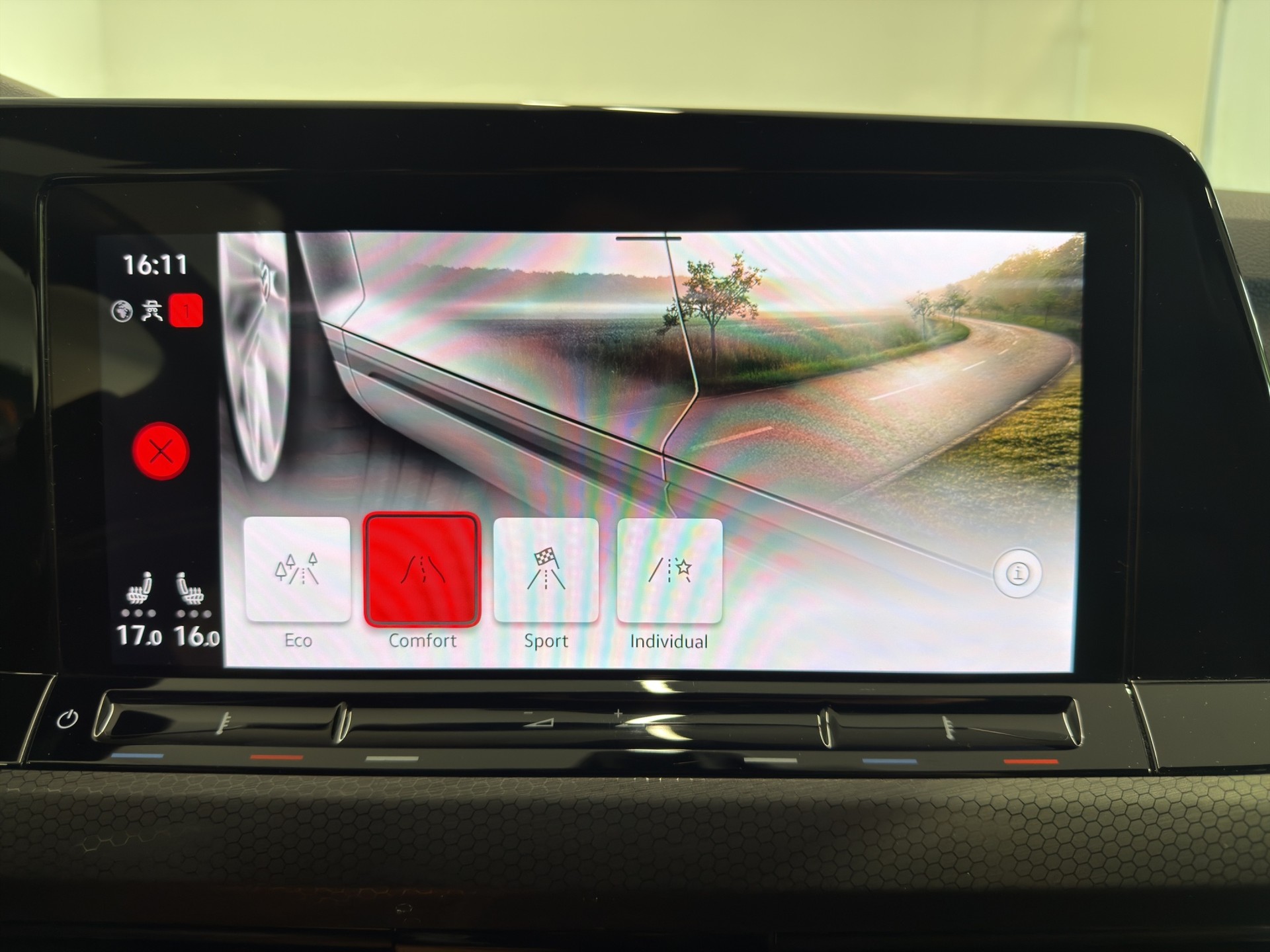 VW Golf 2.0 TSI GTI DSG-image-27