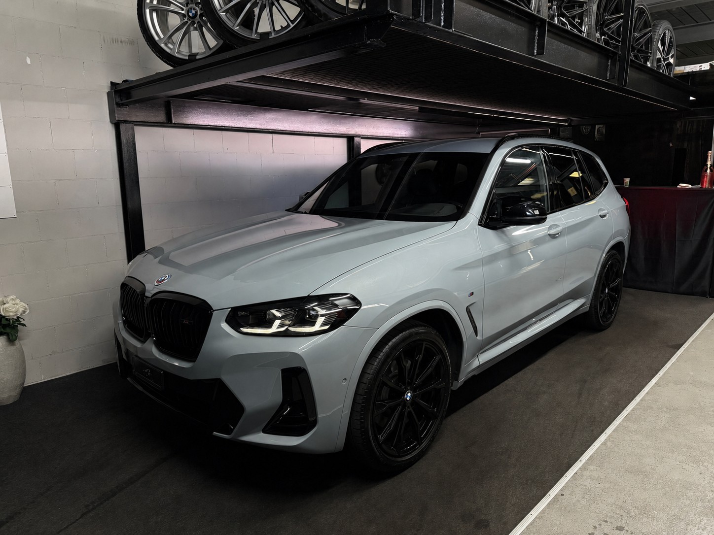 BMW X3 M40i M-Sport Edition / Carbon / Driving Assistant/ Head up Display /Ch-Auto-image-1