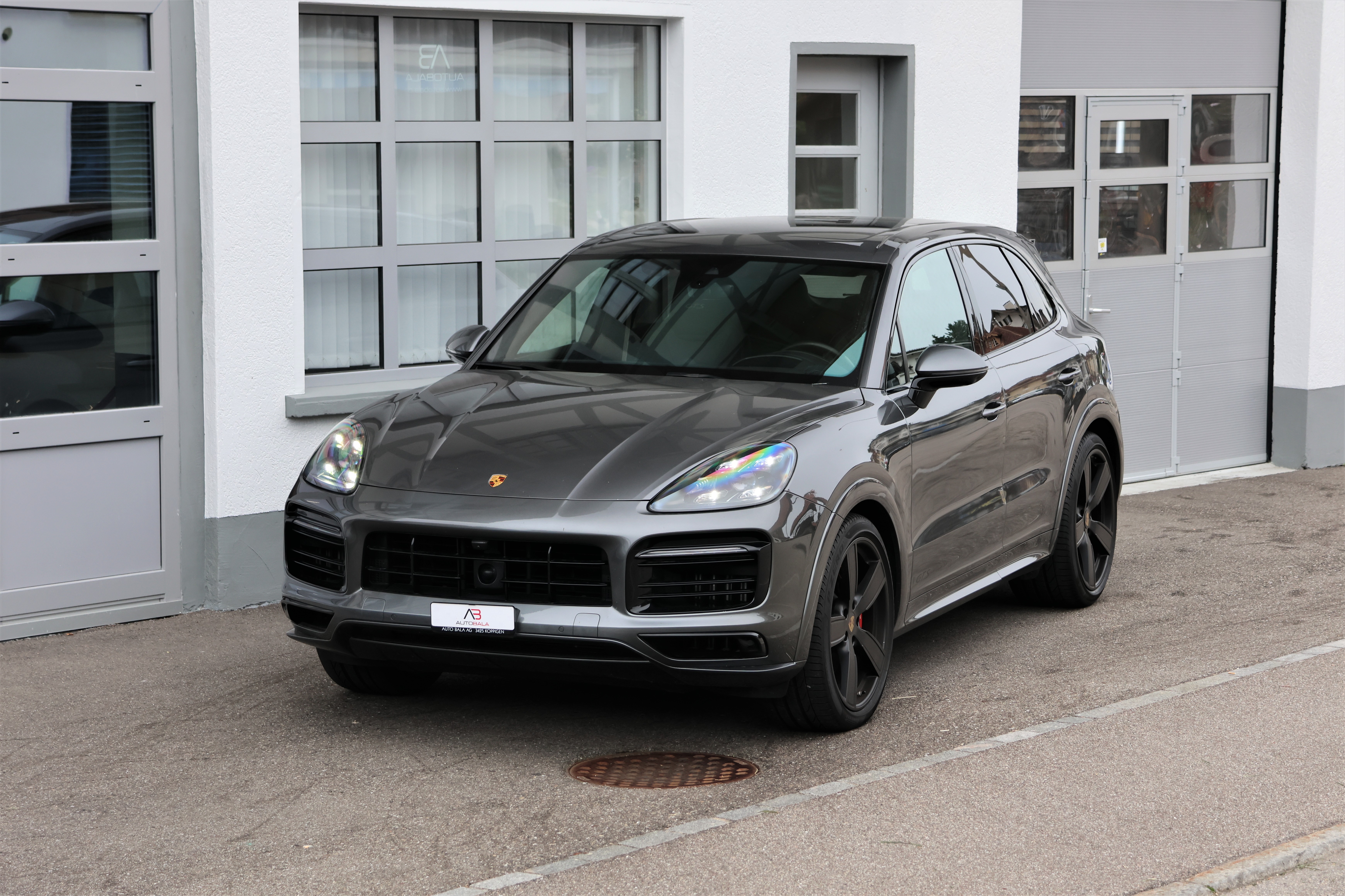 Car photo