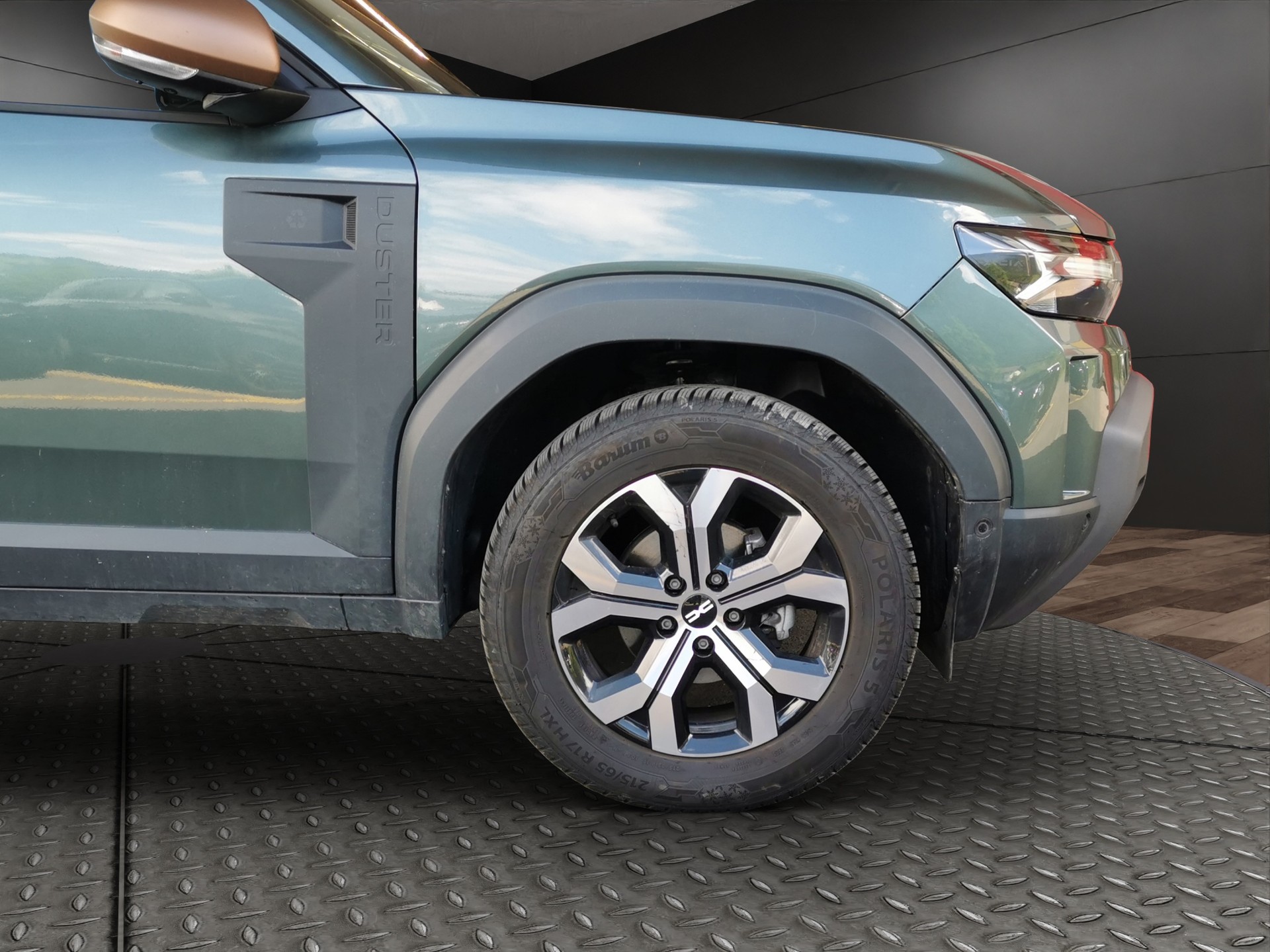 DACIA Duster TCe 130 48V Extreme 4x4-showroom-element-3