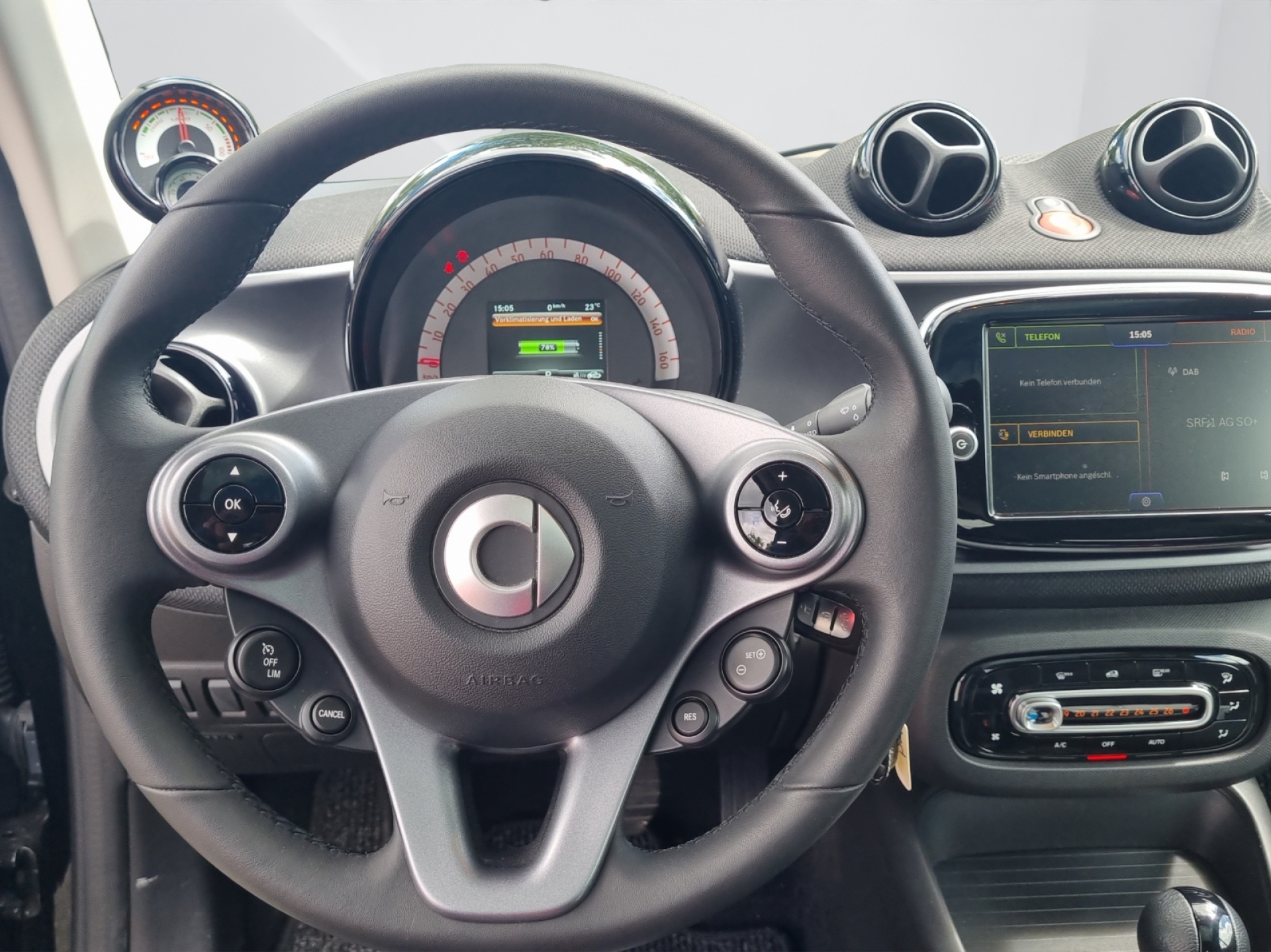 SMART Smart Fortwo Coupé EQ Passion-image-7