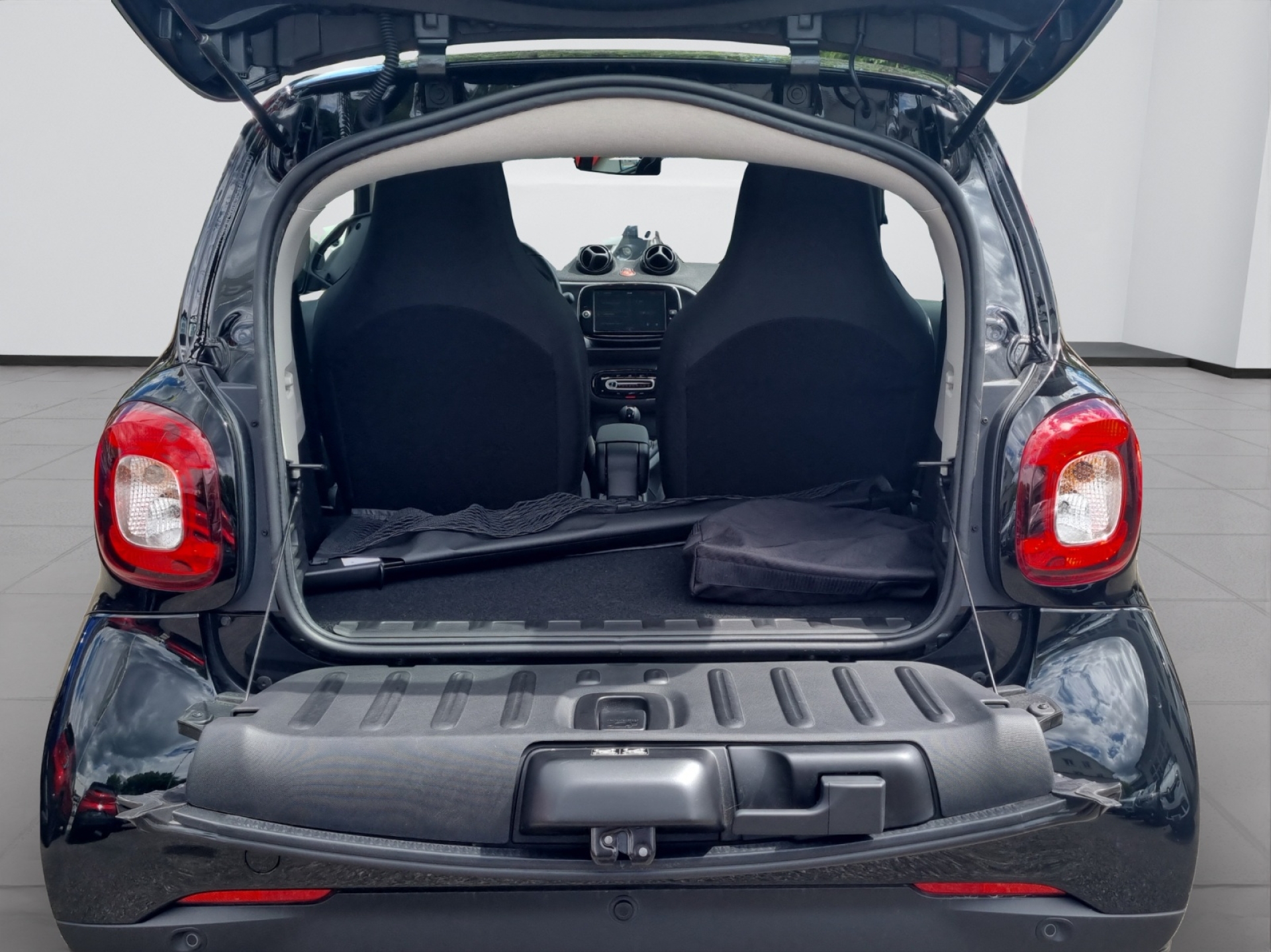 SMART Smart Fortwo Coupé EQ Passion-image-13