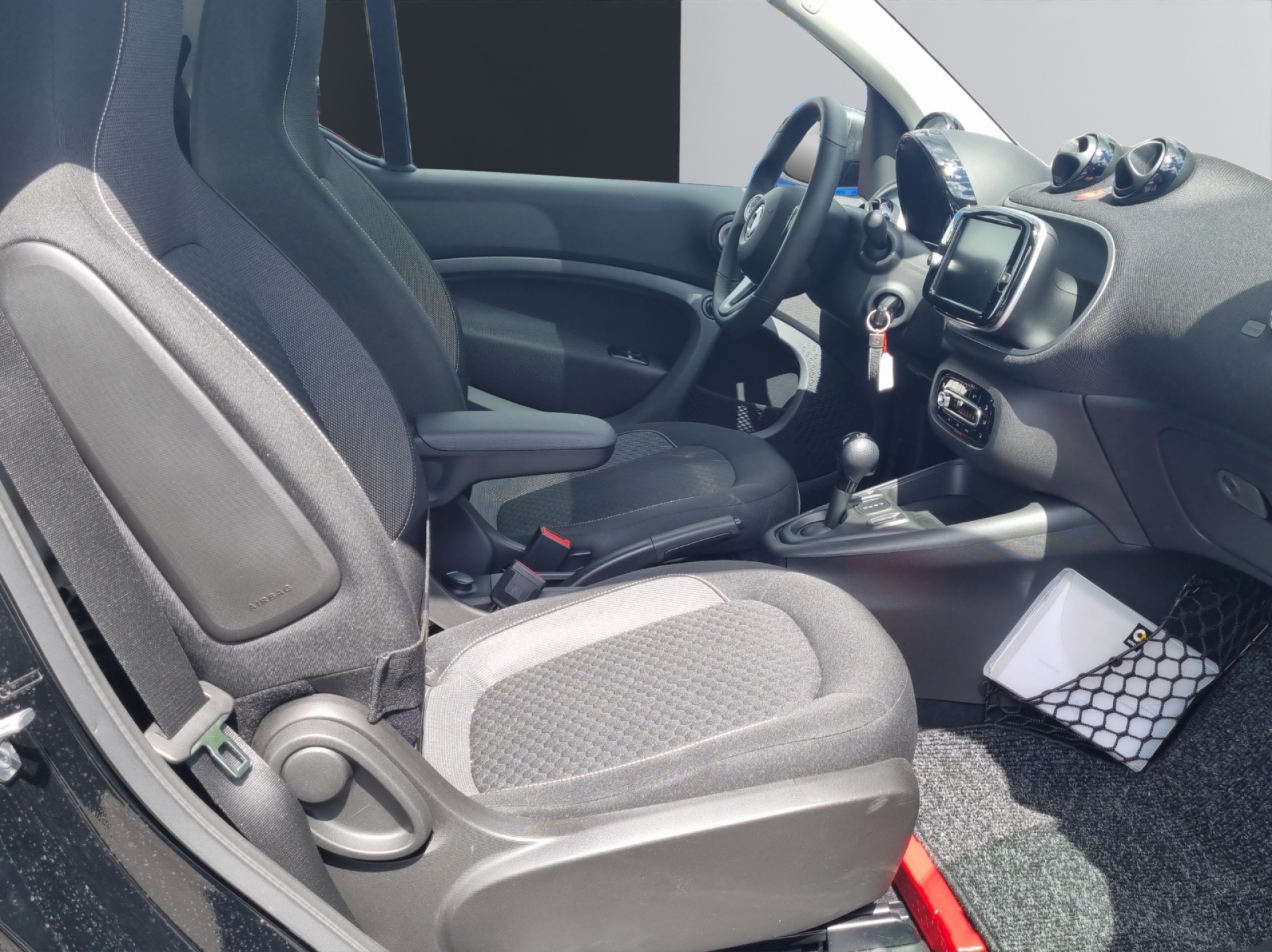 SMART Smart Fortwo Coupé EQ Passion-image-11