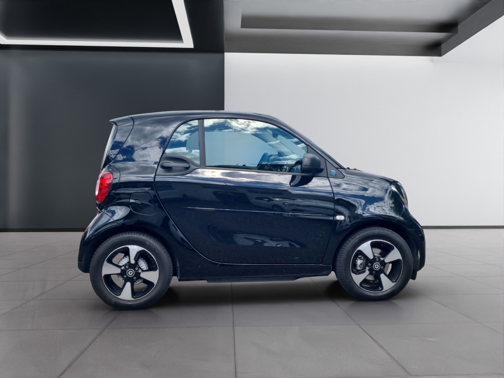 SMART Smart Fortwo Coupé EQ Passion-image-5