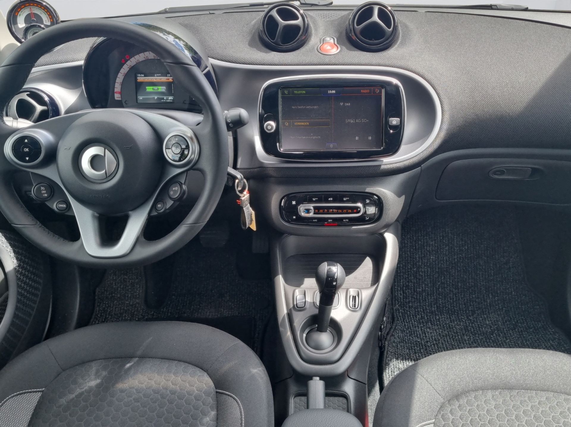 SMART Smart Fortwo Coupé EQ Passion-image-10