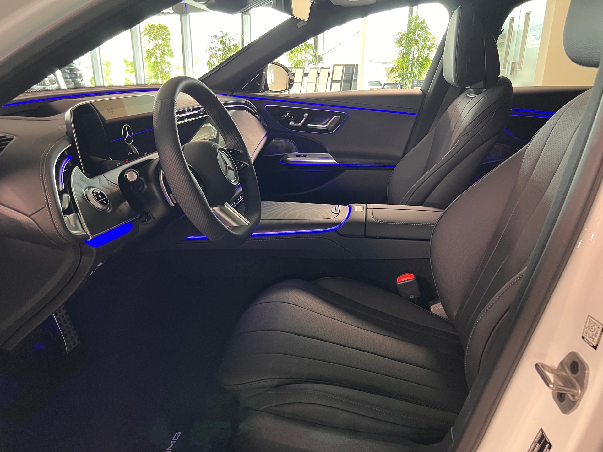 MERCEDES-BENZ E 220 d T 4Matic 9G-Tronic-image-9