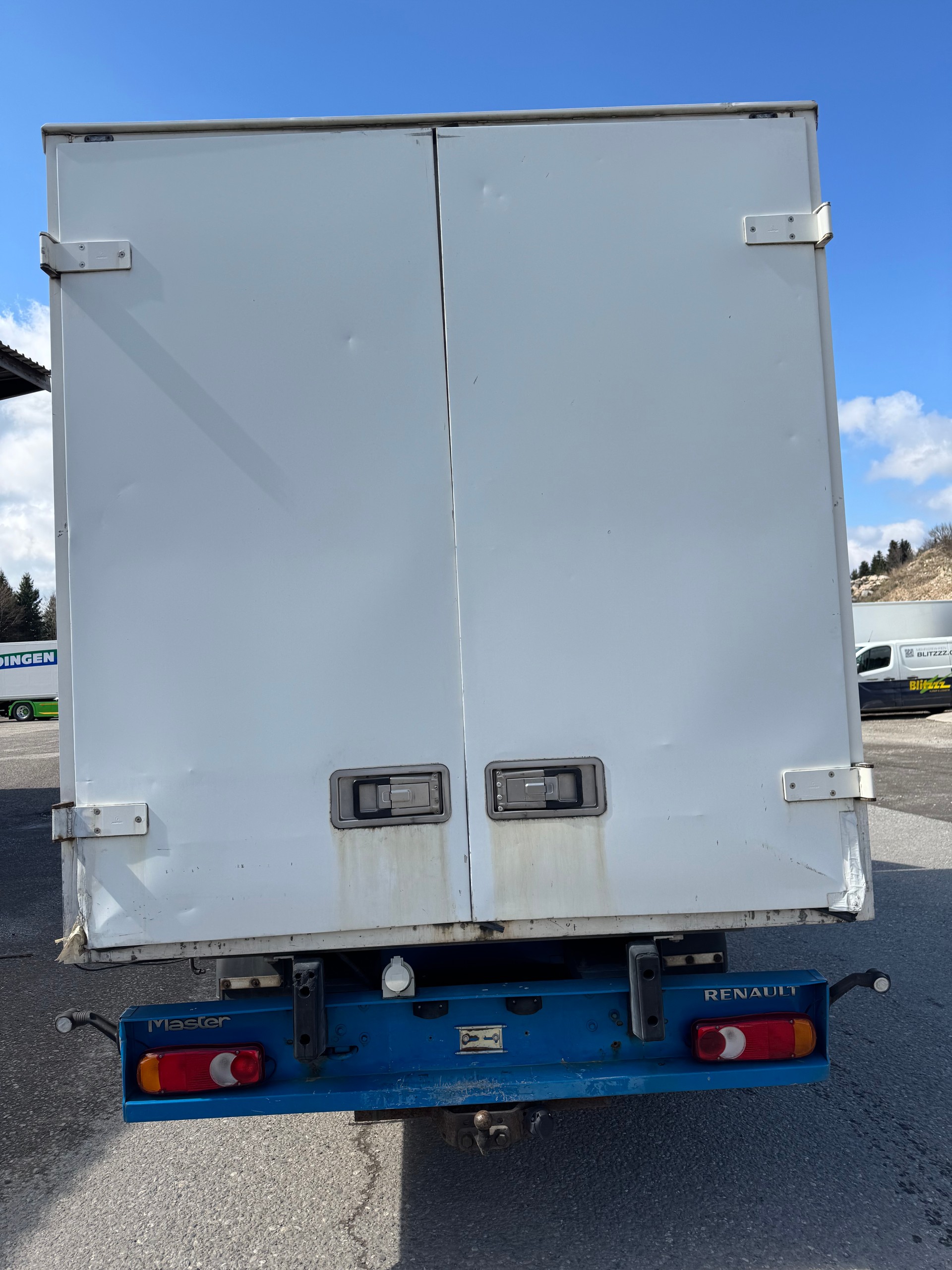 RENAULT Master T35 2.3dCi L3H1-image-2