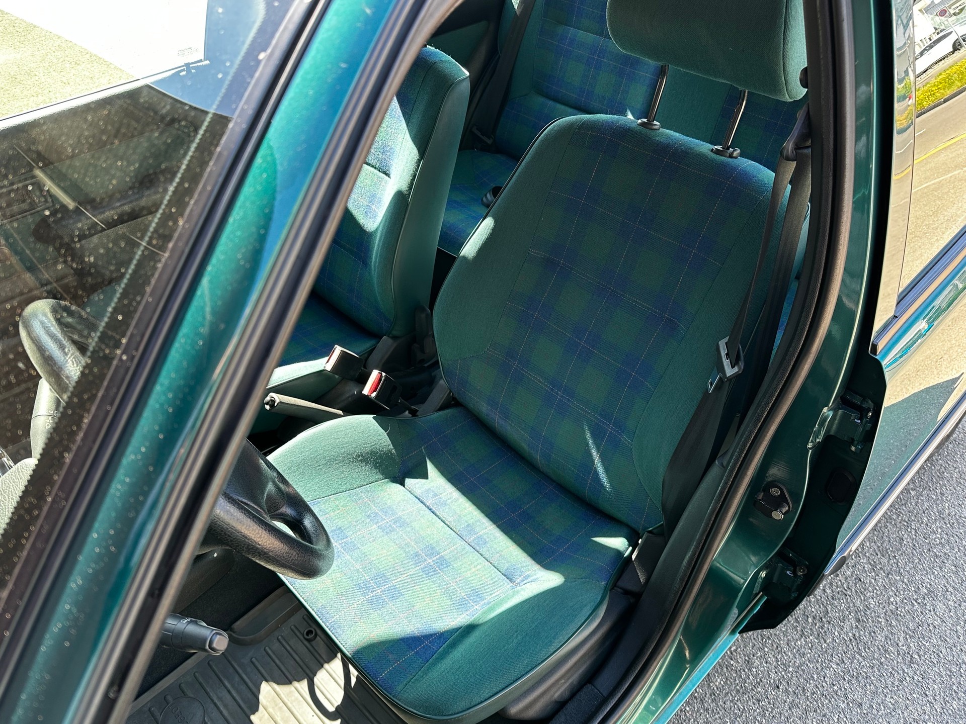 PEUGEOT 106-image-9