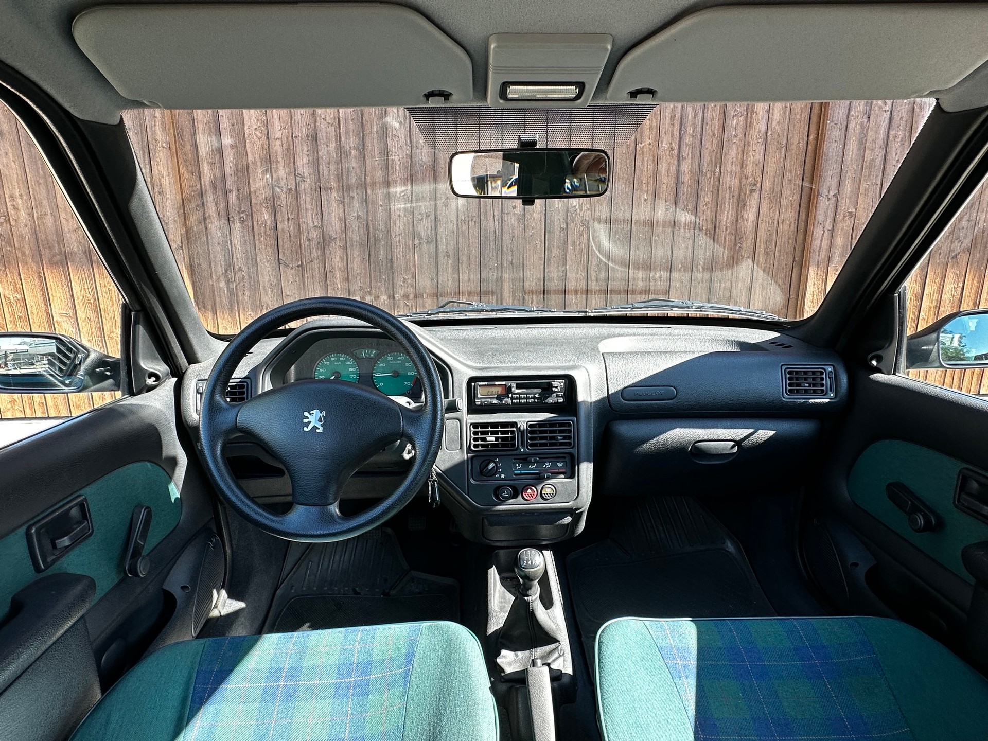 PEUGEOT 106-image-11