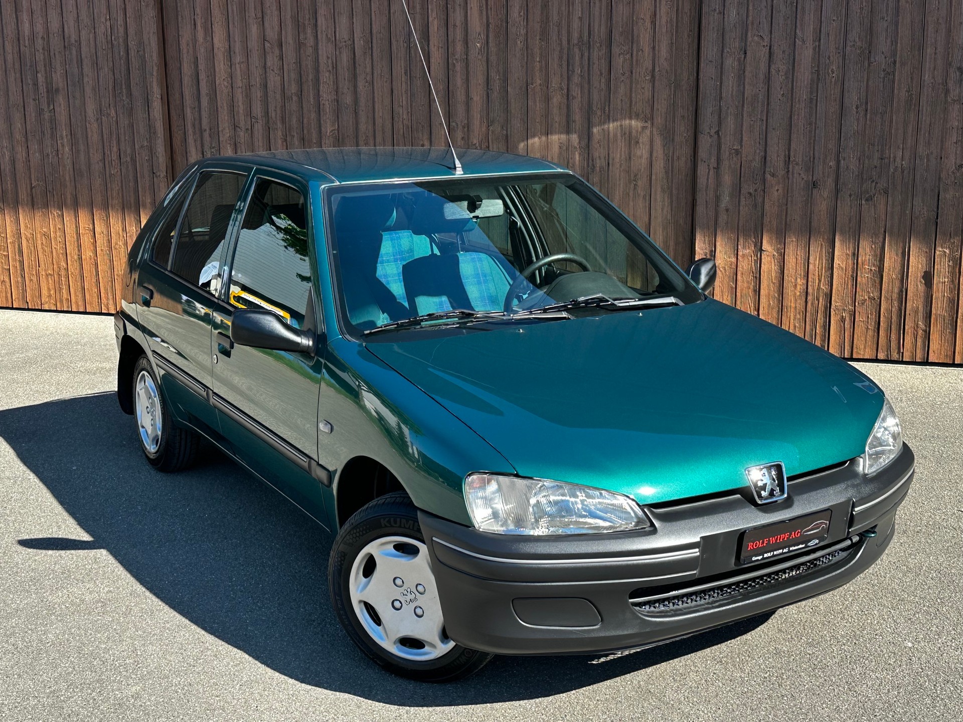 PEUGEOT 106-image-1