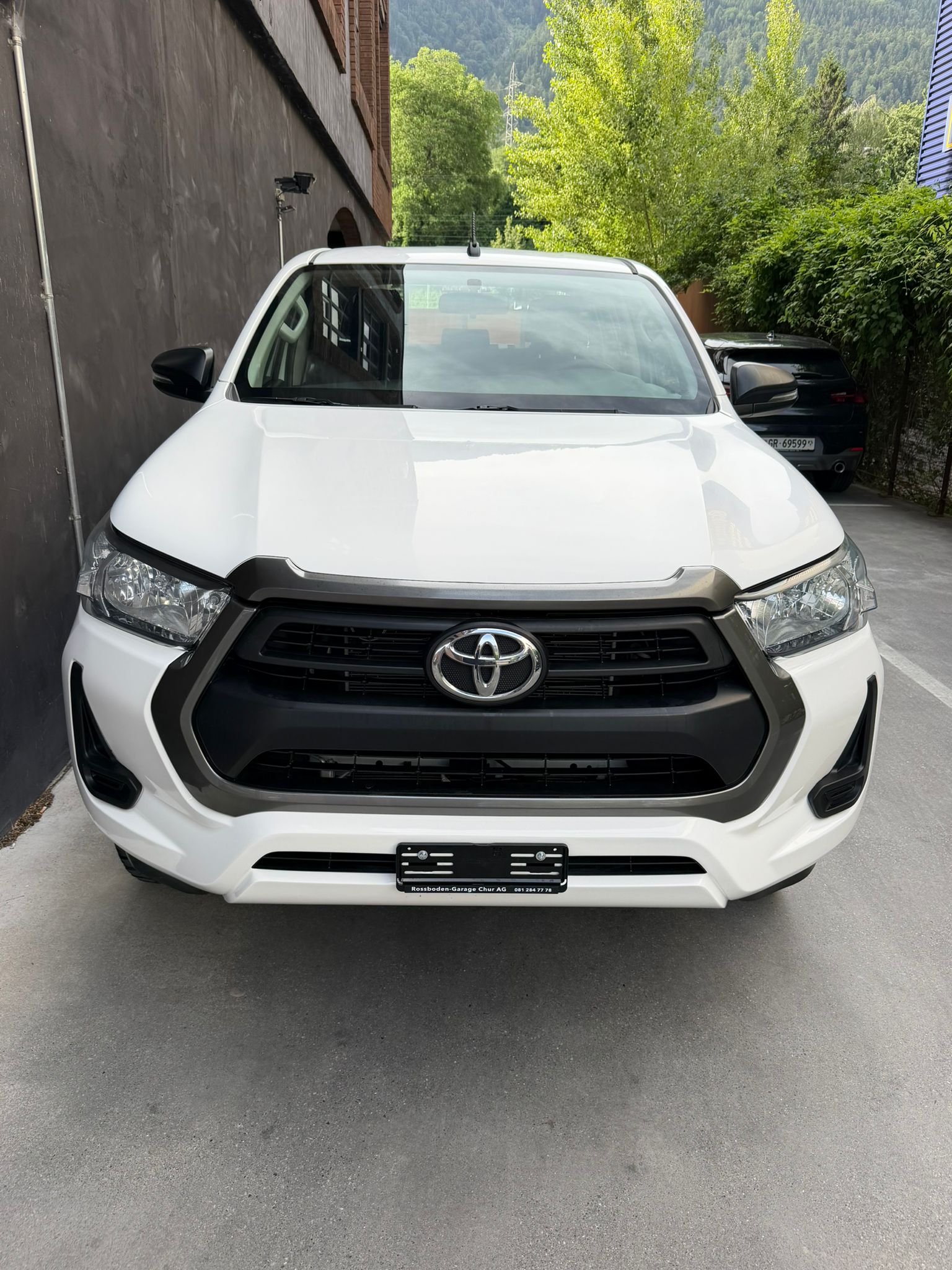TOYOTA Hilux 2.4D-4D Comfort Double Cab 4x4-image-4