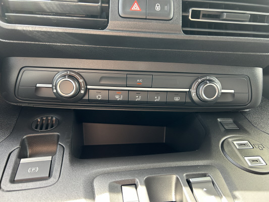 TOYOTA Proace C. Van EV Active L-image-9