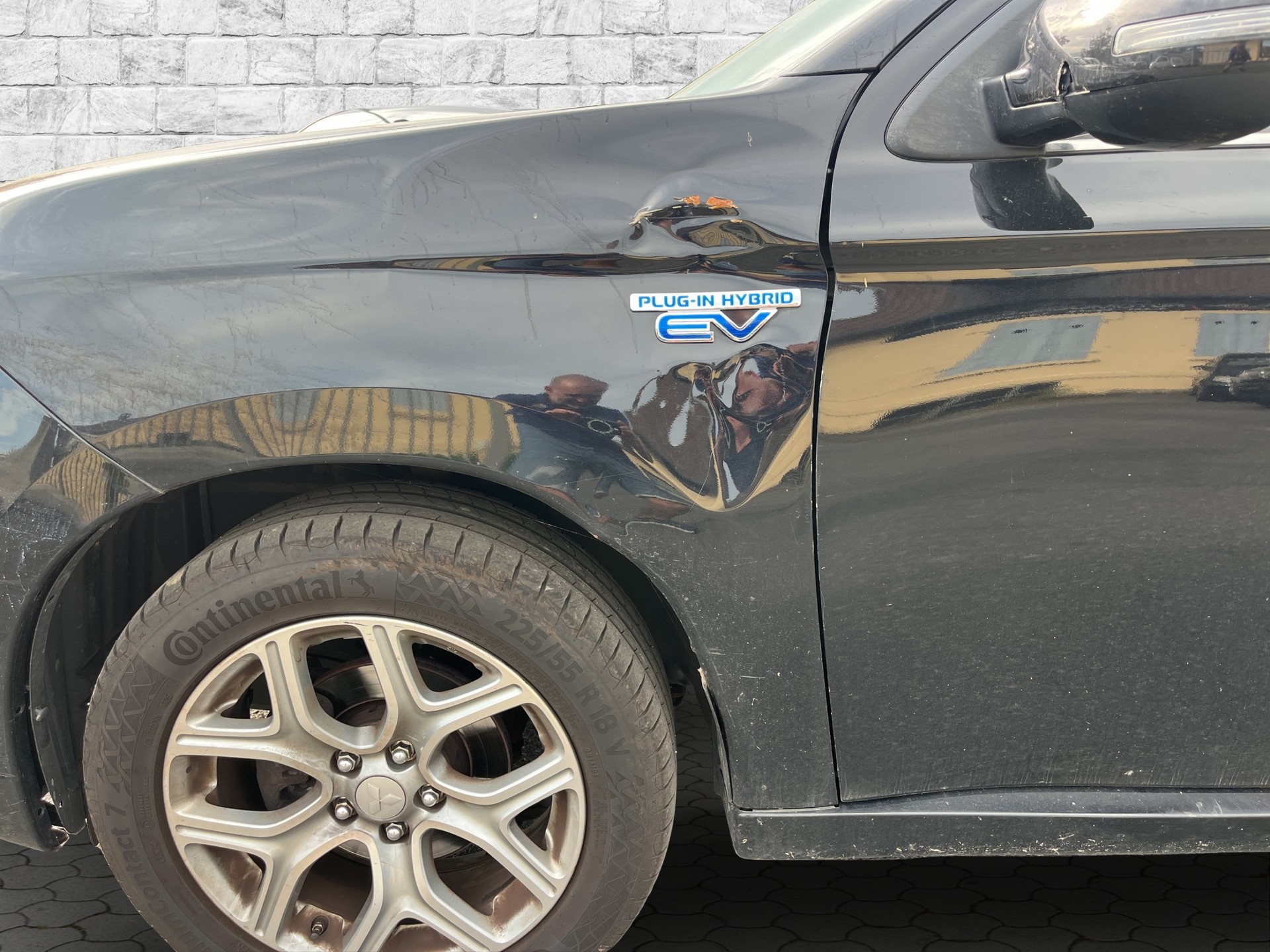 MITSUBISHI Outlander 2.0 PHEV Navigator eAssist-image-13