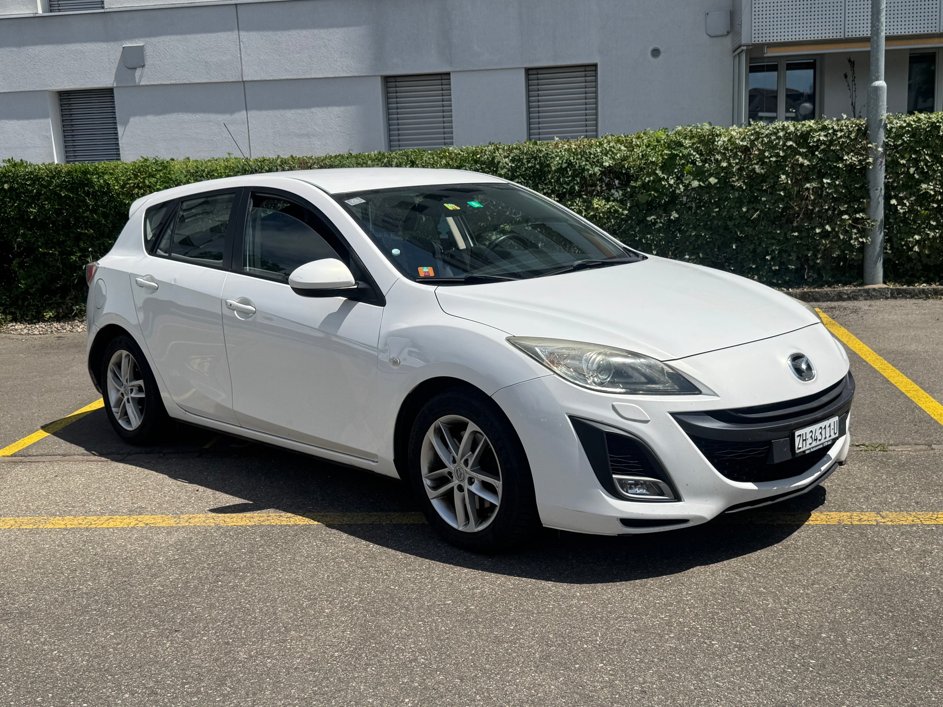 MAZDA 3 2.2 16V CD Sport-image-2
