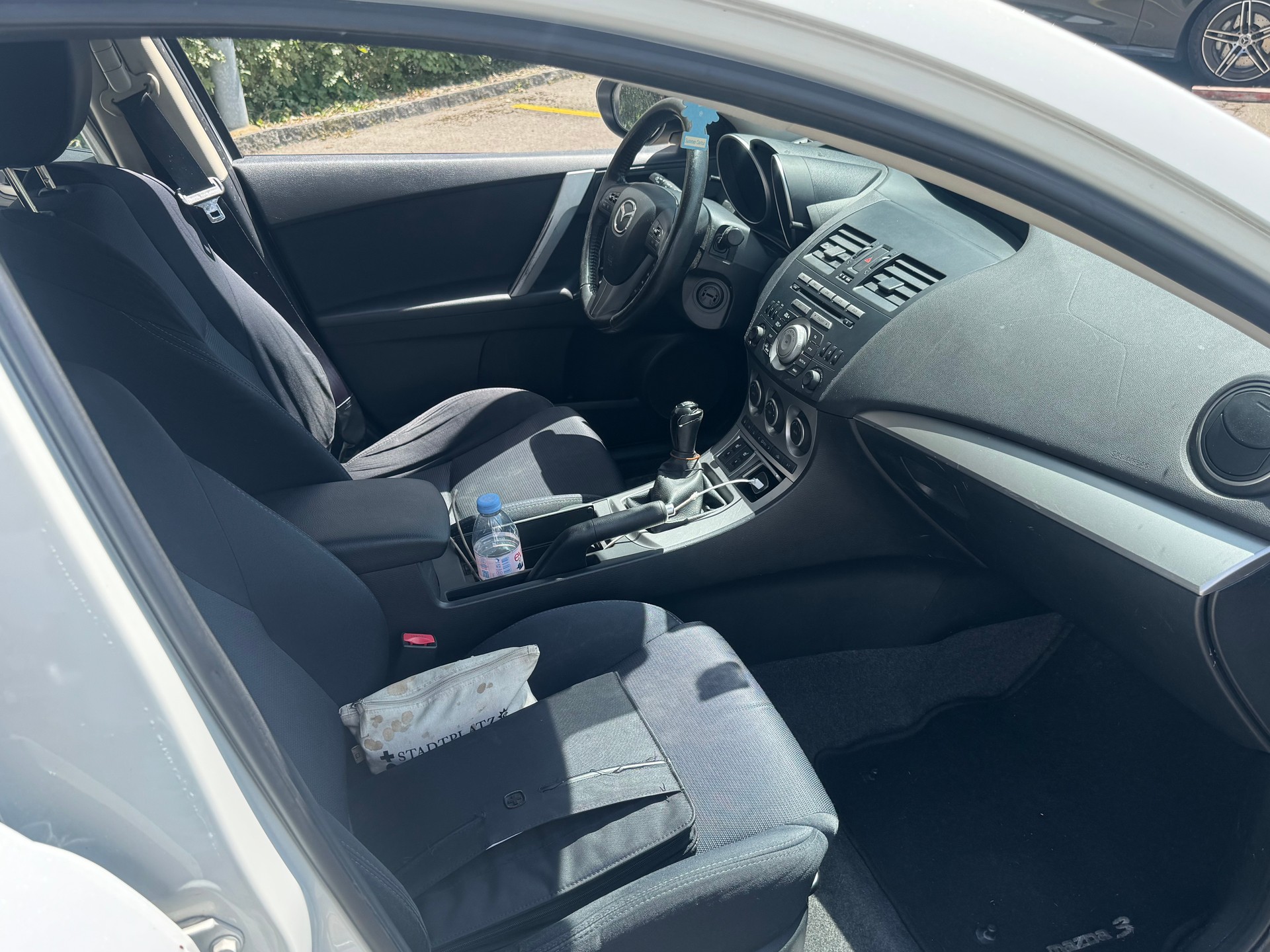 MAZDA 3 2.2 16V CD Sport-image-7