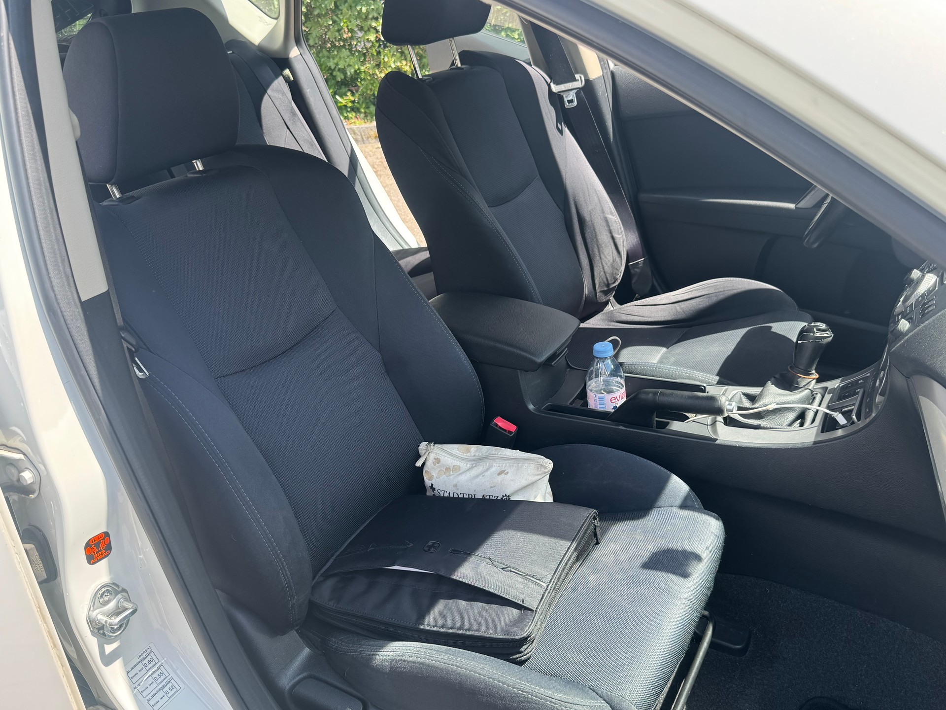 MAZDA 3 2.2 16V CD Sport-image-5