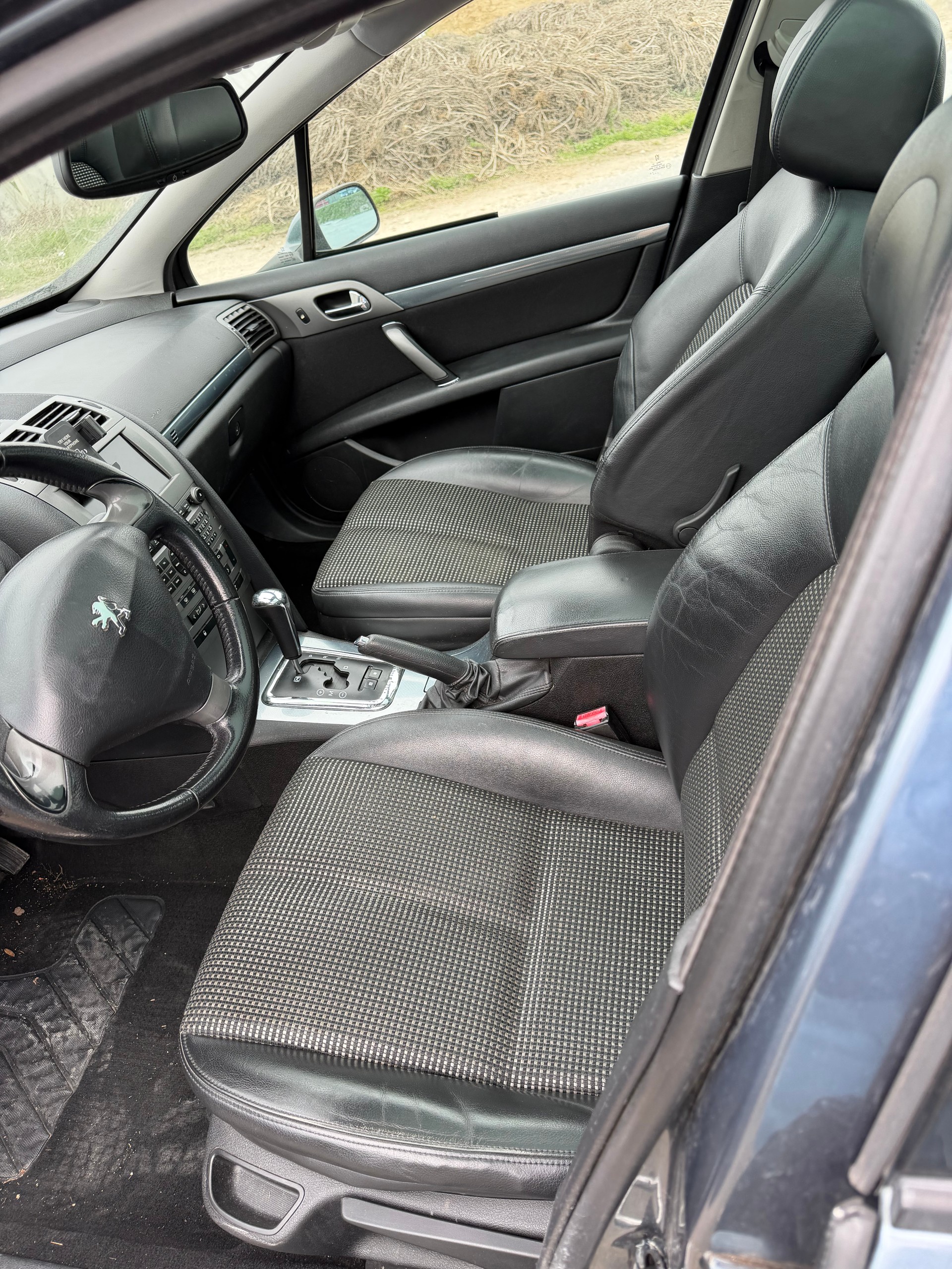 PEUGEOT 407 SW 2.0 ST Dynamic-image-5