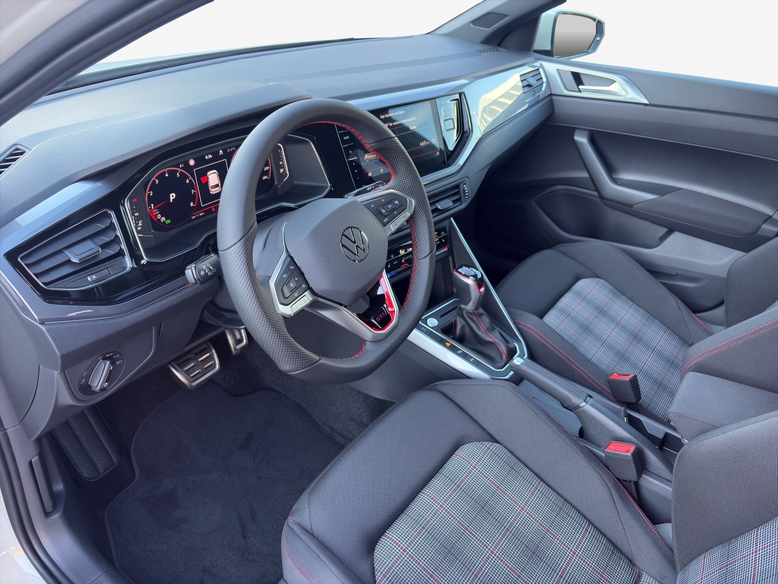 VW Polo 2.0 TSI GTI DSG-image-10