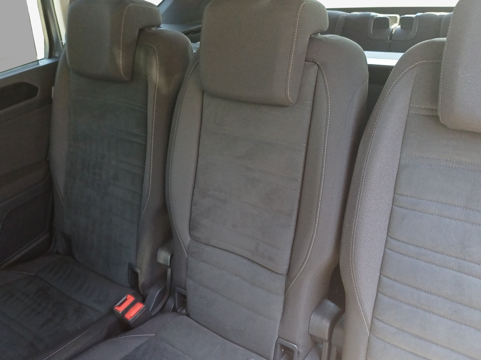 VW Touran 1.5 TSI EVO Highline DSG-image-11