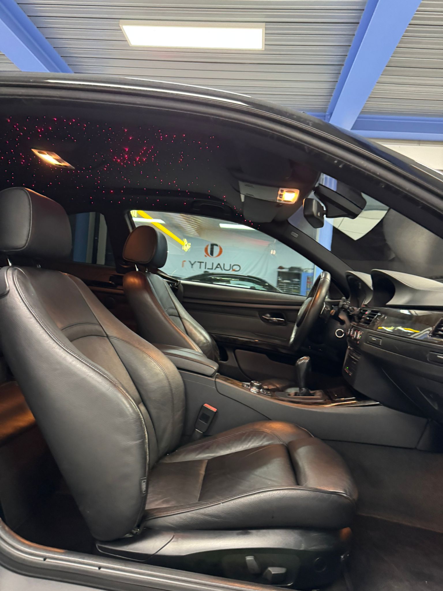 BMW 335i xDrive Coupé Steptronic-image-11