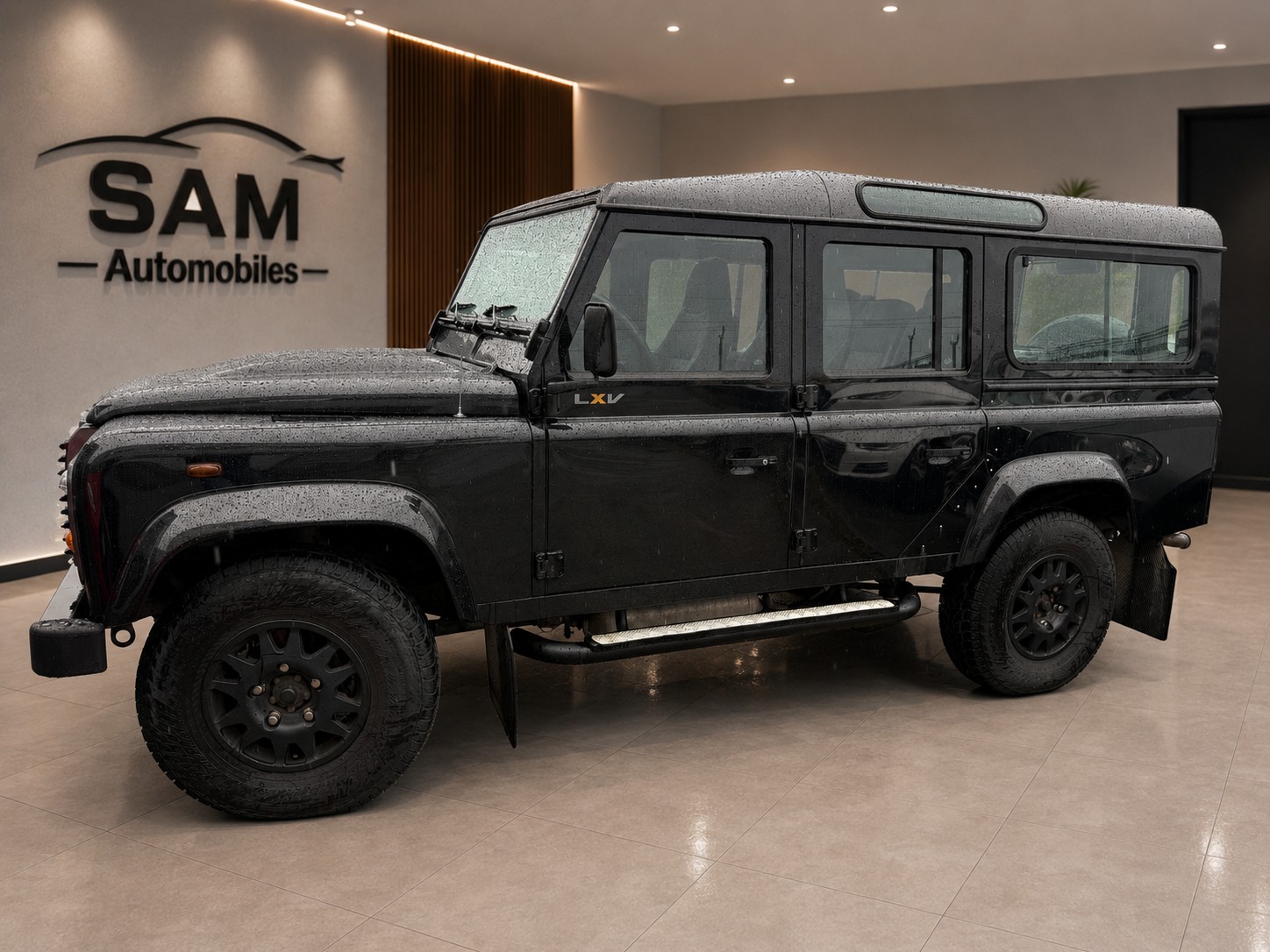 LAND ROVER Defender 110 2.2 TD4 Station Wagon-image-7