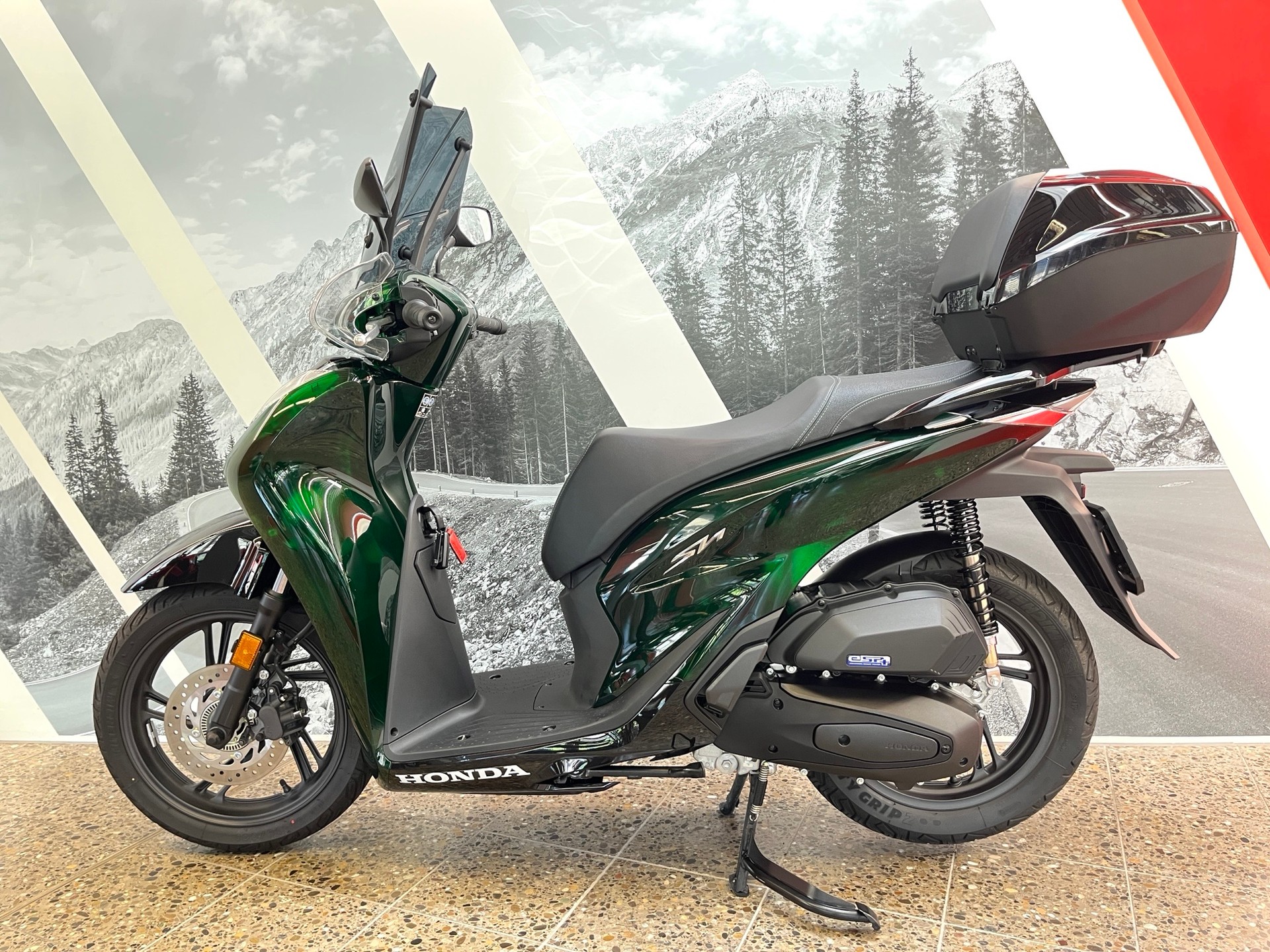 HONDA SH 125 Sporty inkl. Keyless-Case und Windschild-showroom-element-1