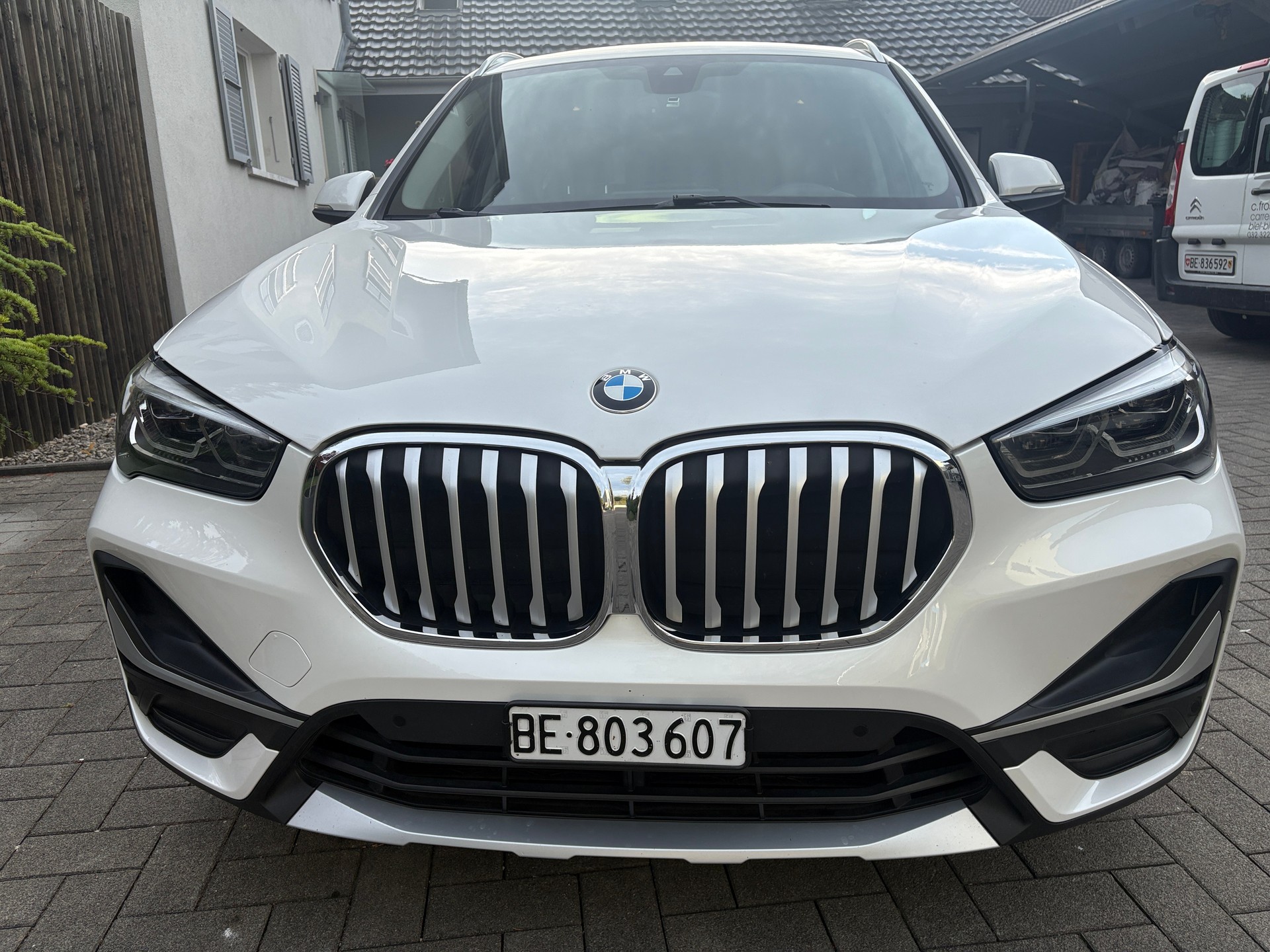 BMW 25d xDrive-image-3