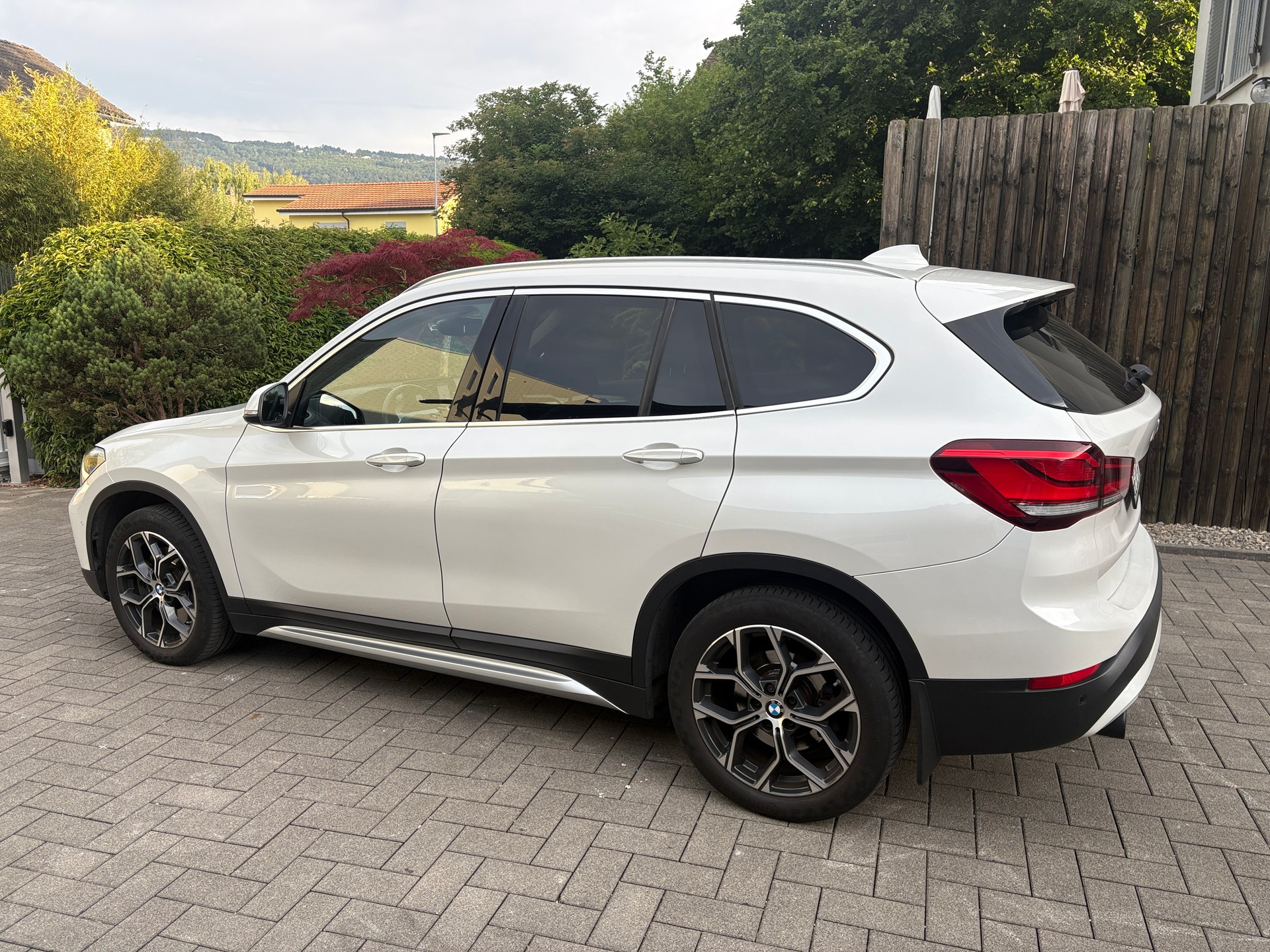BMW 25d xDrive-image-0