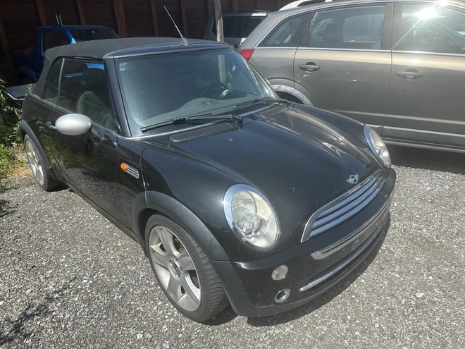 MINI One Cabriolet-image-4